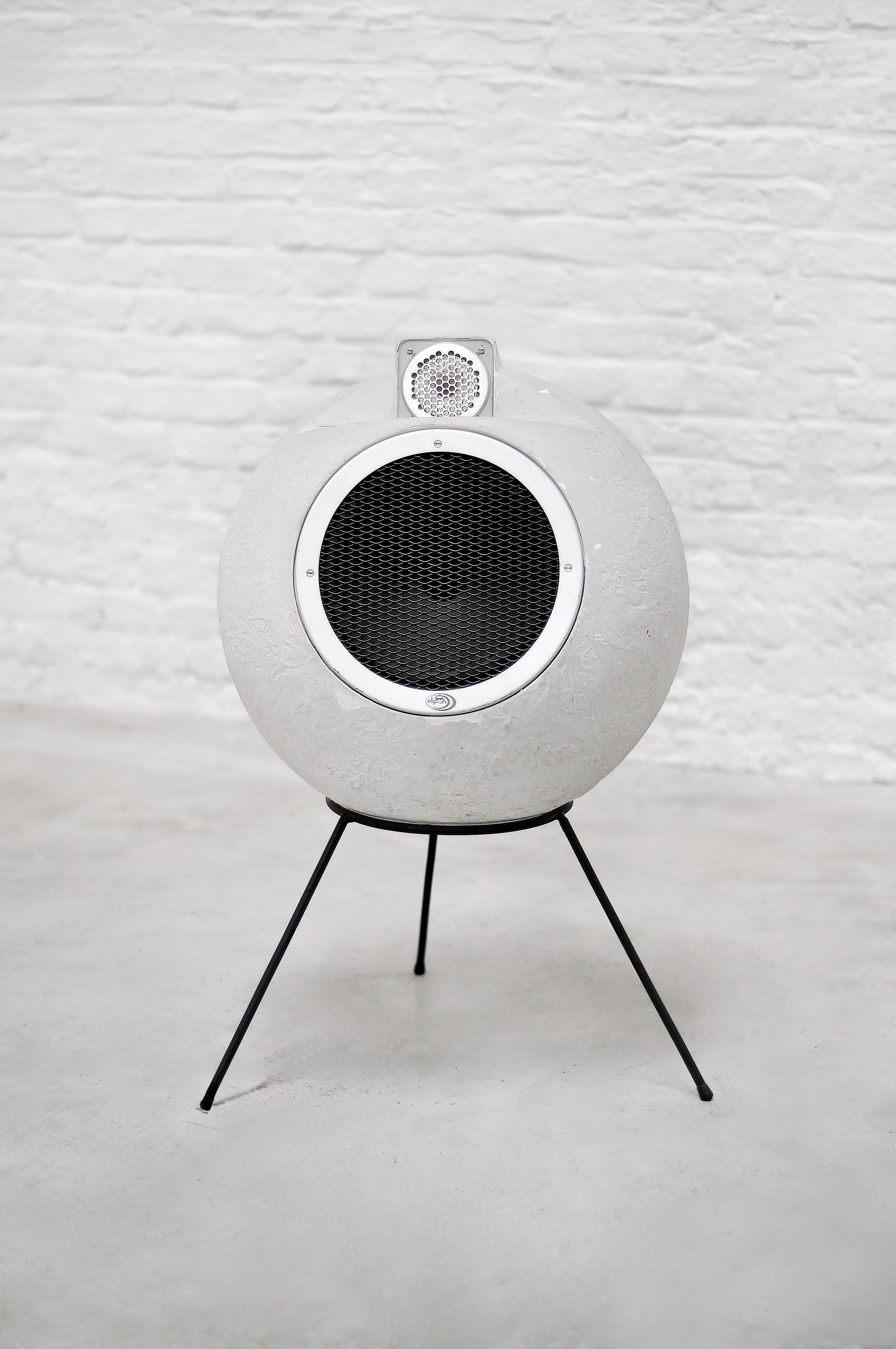 Pair Of Iconic Elipson Bs 404 Speakers In Sculptural Fiberglass, France, 1960s In Good Condition In Antwerp, Antwerp