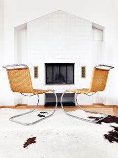 Pair of Iconic Mies Van Der Rohe “MR20” cantilevered armchairs - 2 pcs