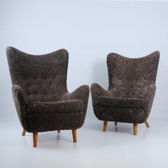 Pair of Iconic Runar Engblom Vaakuna Chairs in Chocolate brown Sheepskin, 1950s