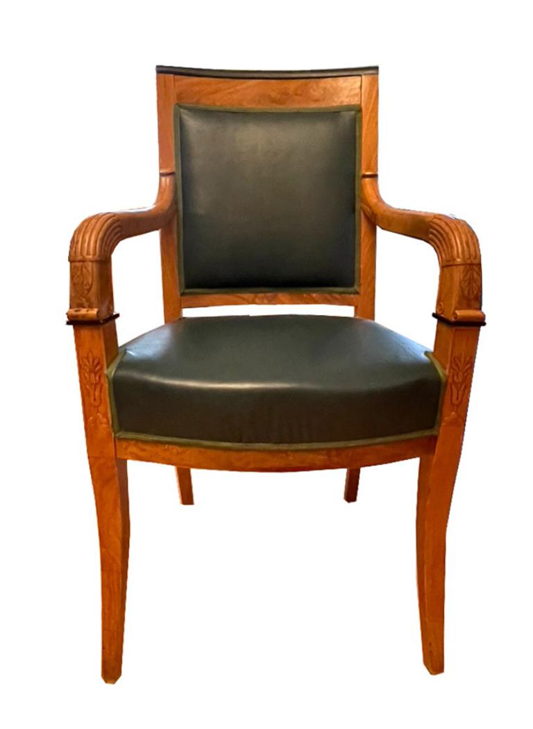 Pair of identical armchairs, cherry wood 2