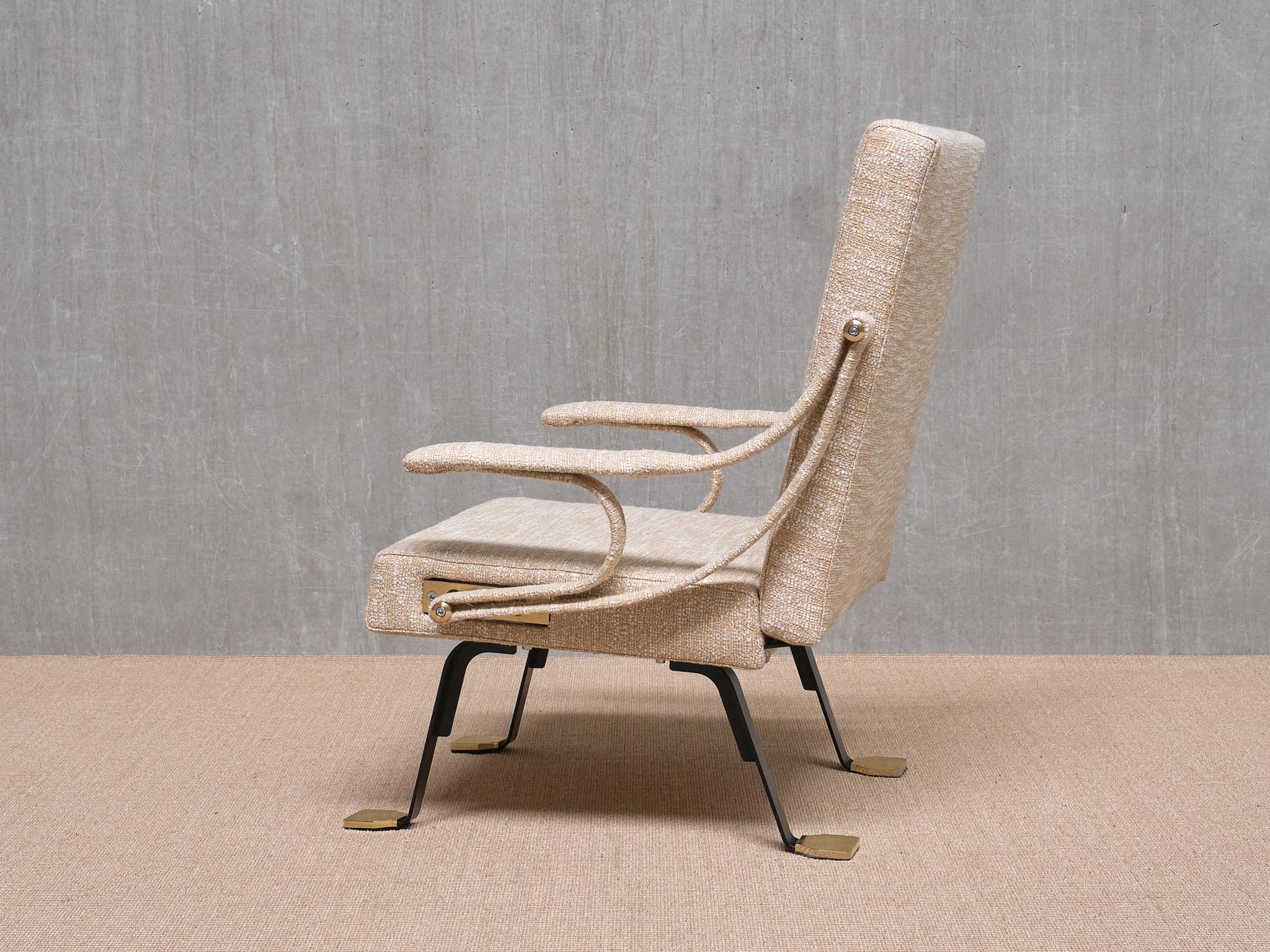 Coppia di poltrone Ignazia Gardella 'Digamma' in tweed beige Métaphores, 2025 in vendita 8