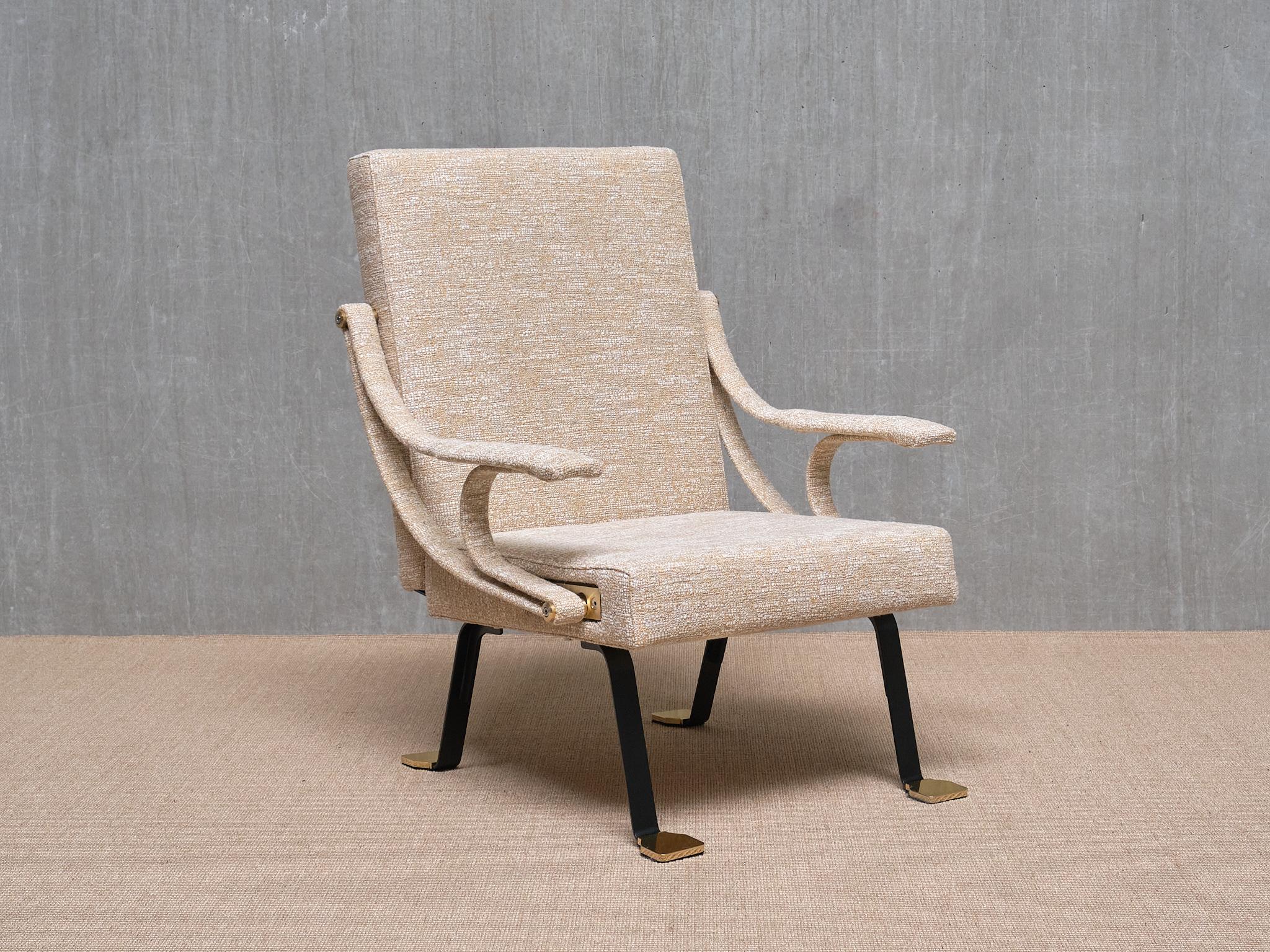 XX secolo Coppia di poltrone Ignazia Gardella 'Digamma' in tweed beige Métaphores, 2025 in vendita