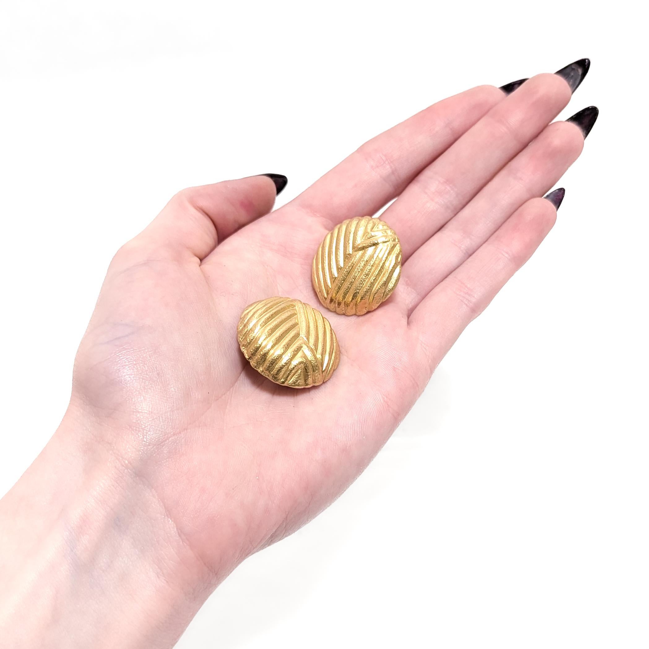 Femenino o masculino Par de pendientes de oro de alto quilate de estilo minoico/micénico Ilias Lalaounis en venta
