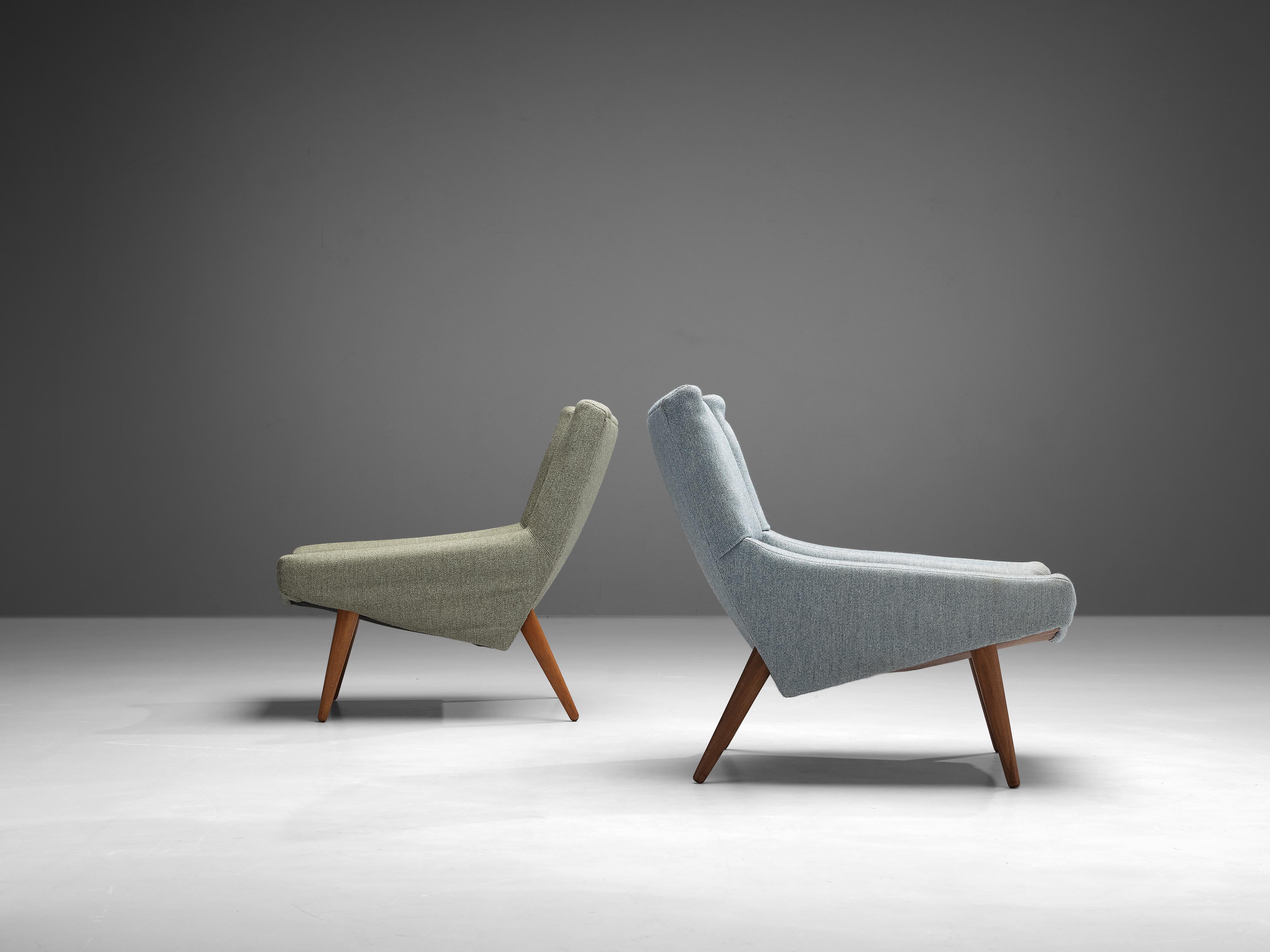 Illum Wikkelsø Pair of Lounge Chairs For Sale 1