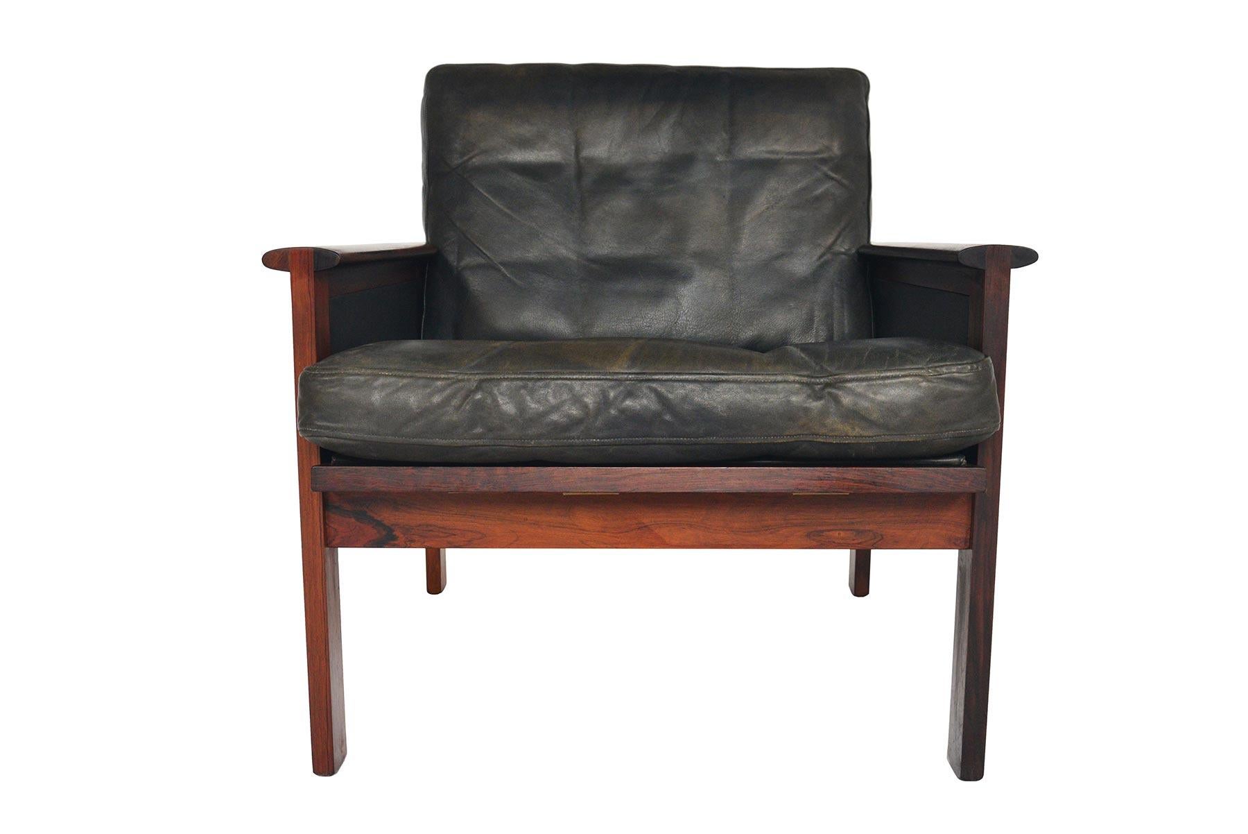 Pair of Illum Wikkelsø Rosewood and Leather Capella Lounge Chairs  5