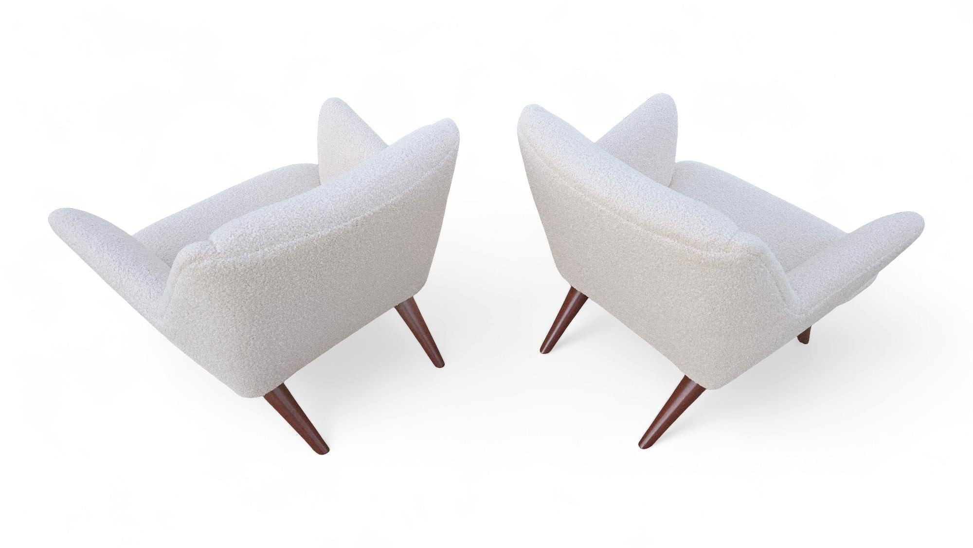 Ein Paar Illum Wikkelso Lounge Chairs für A. Mikael Laursen & Son im Angebot 2