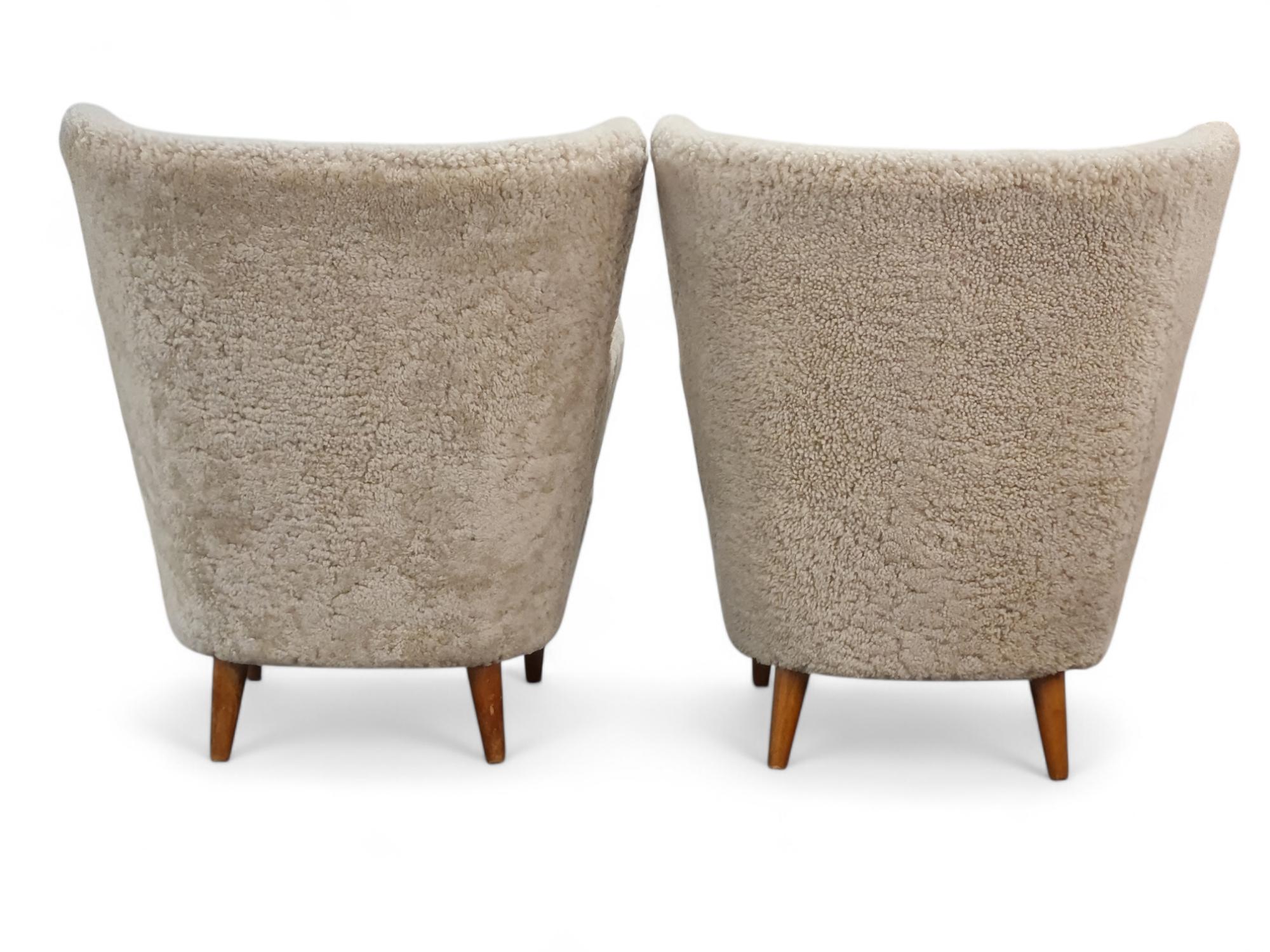 Pair Of Ilmari Lappalainen Laila Arm Chairs Model 238 in Sheepskin, Asko 1940s In Good Condition In Helsinki, FI