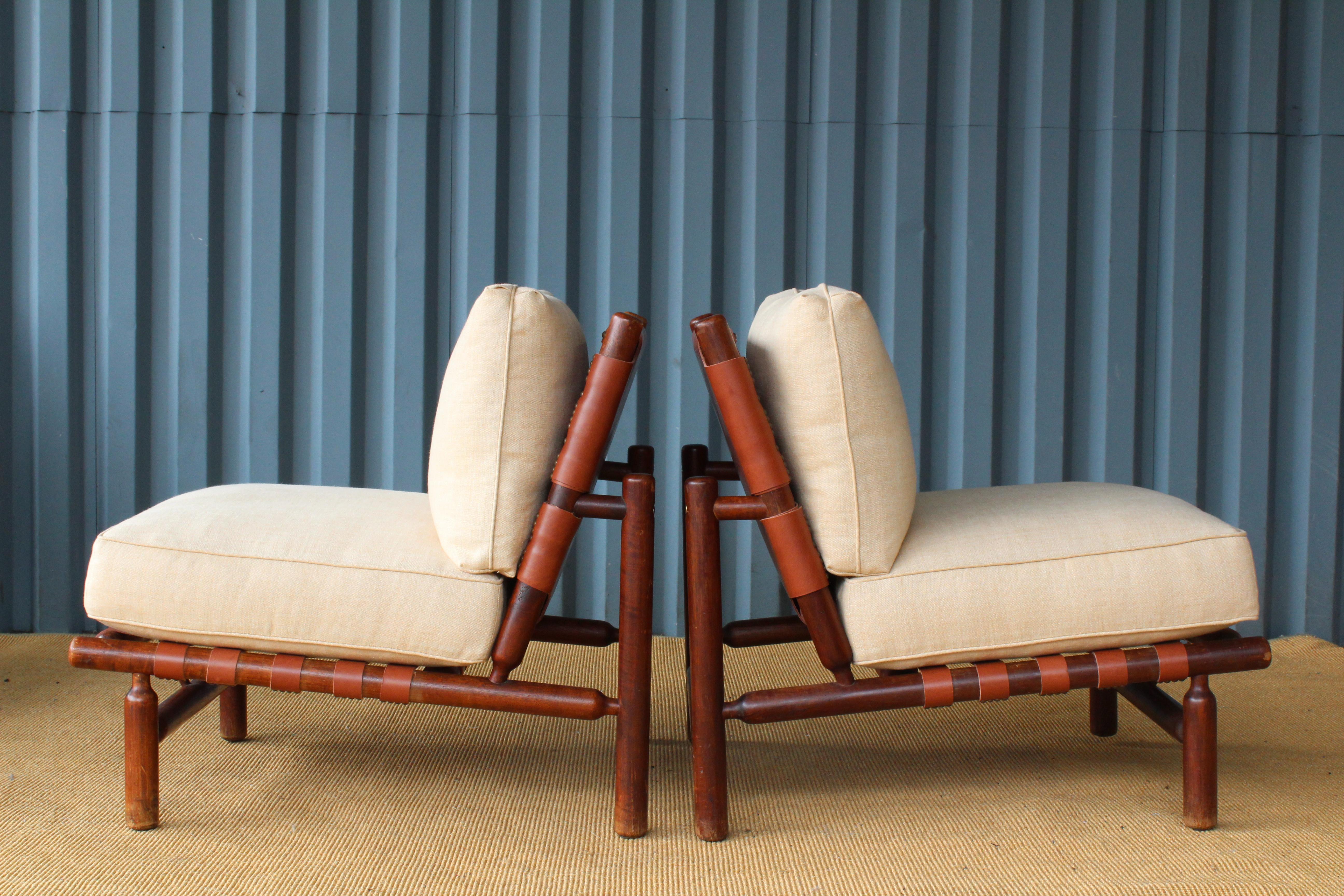 Mid-Century Modern Pair of Ilmari Tapiovaara Lounge Chairs, Italy, 1957