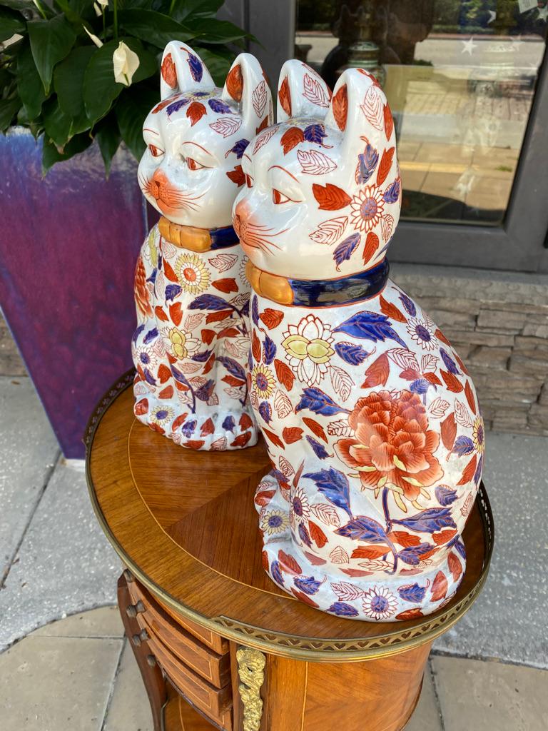 Pair of new IMARI cat statues mid 1900's.