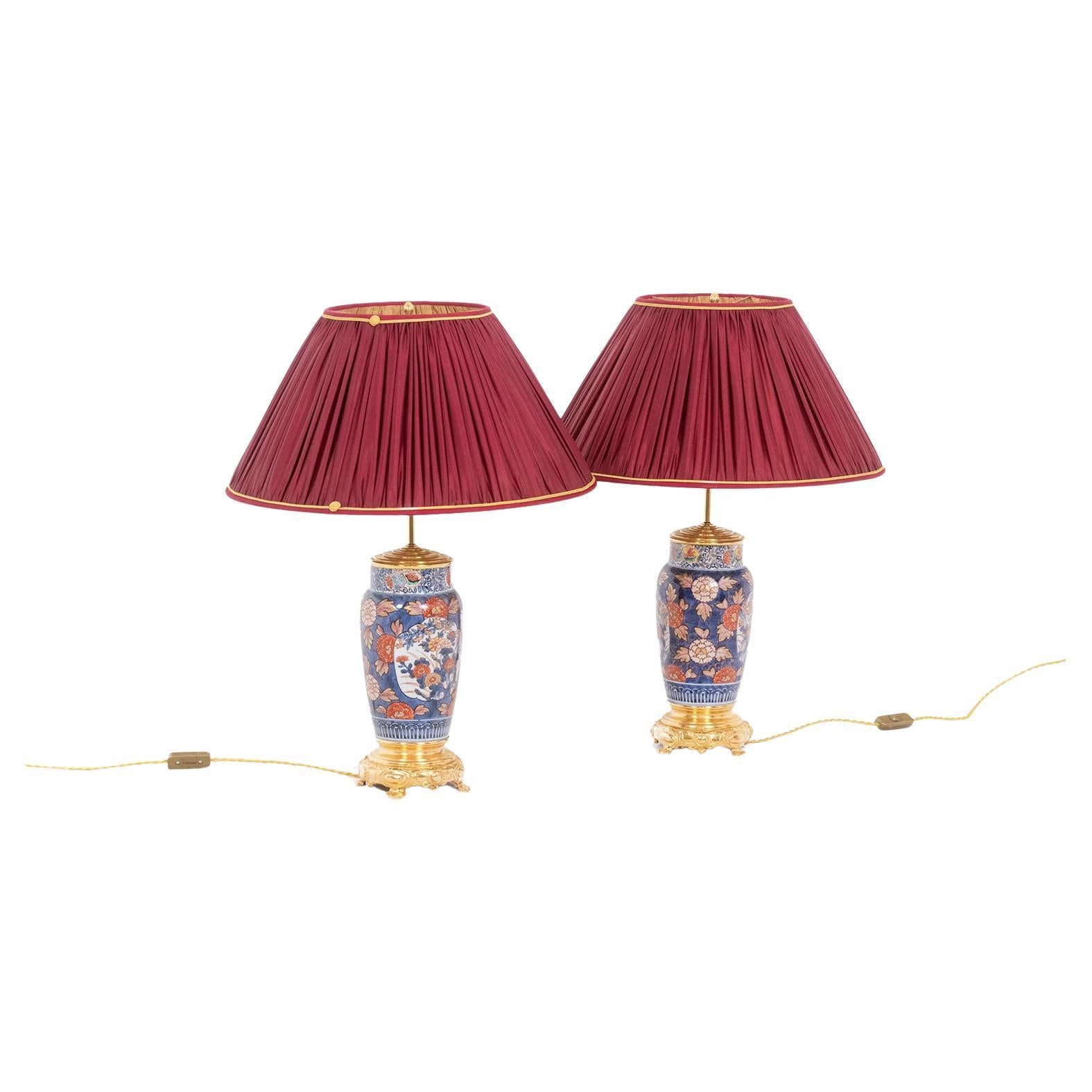 Pair of Imari porcelain and gilded bronze lamps. Circa 1880. For Sale