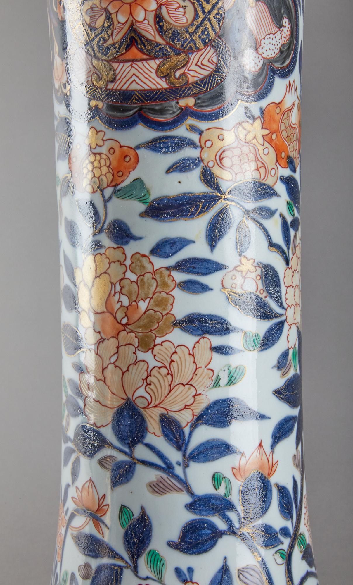 Pareja de jarrones de manga Imari Madera en venta