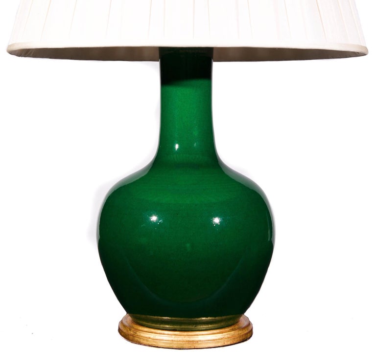 Pair of Imperial Green Porcelain Straight Neck Table Lamps For Sale at 1stDibs