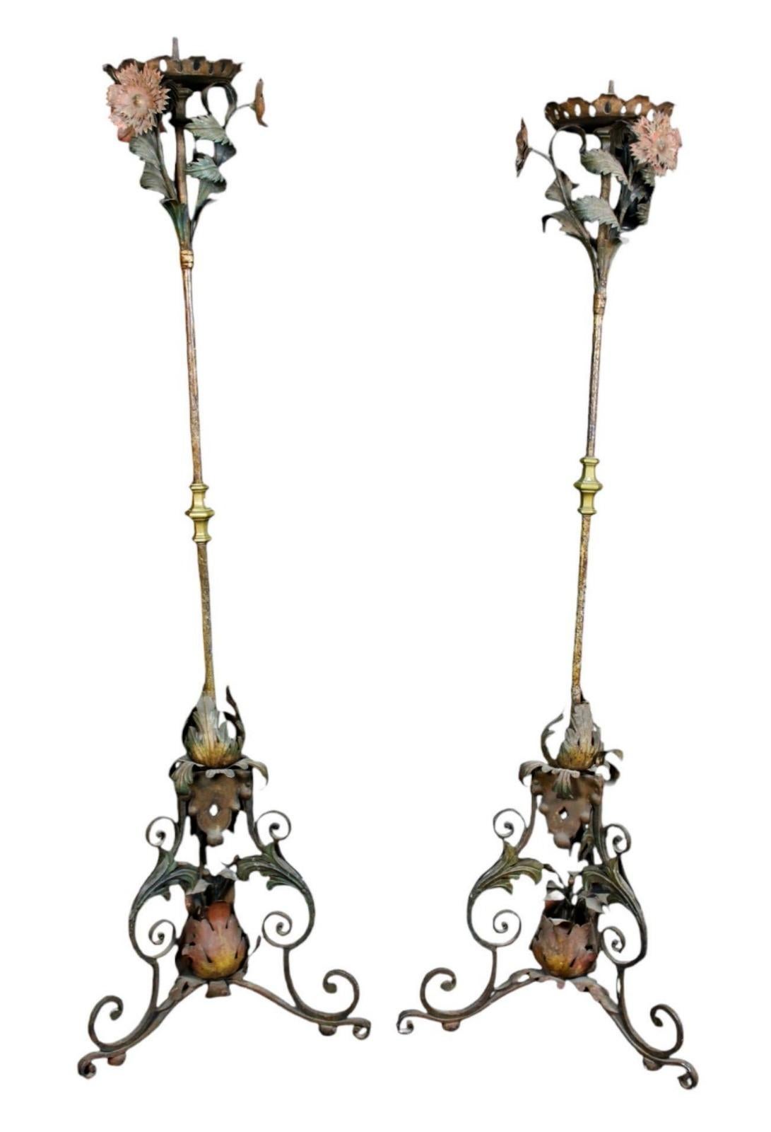 Baroque PAIR OF IMPORTANT 17th Century VENETIAN TORCHERS For Sale