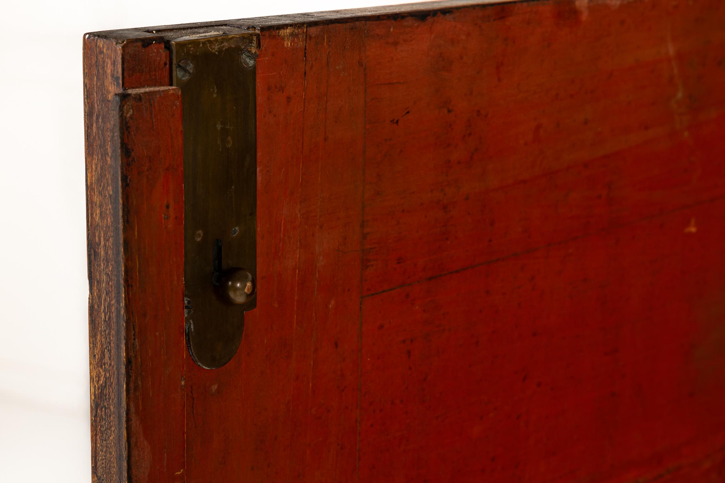 Paire d'importantes armoires vénitiennes du 19ème siècle sur pied en vente 4