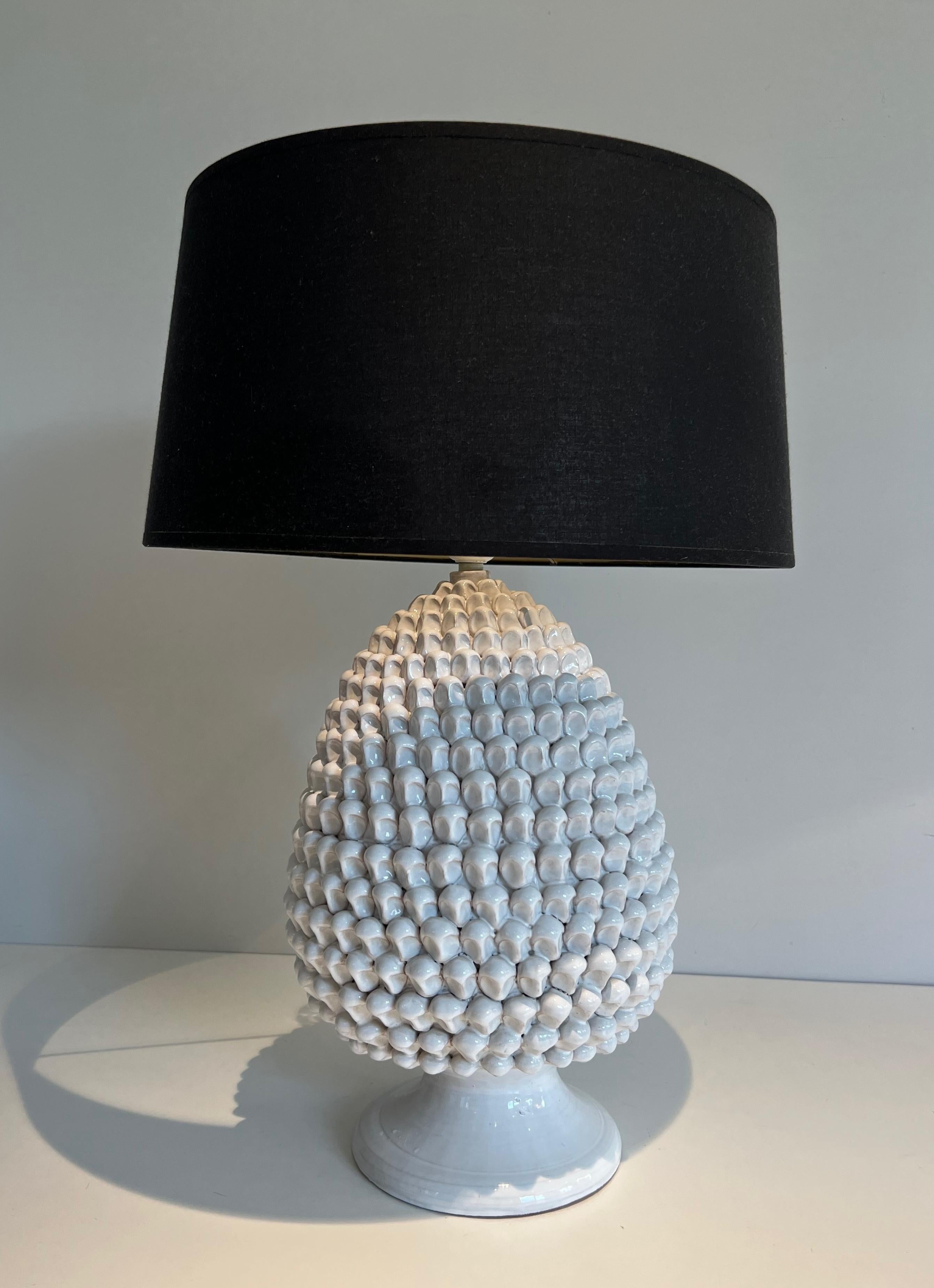 Français Paire d'importantes lampes de table en céramique vers 1970 en vente