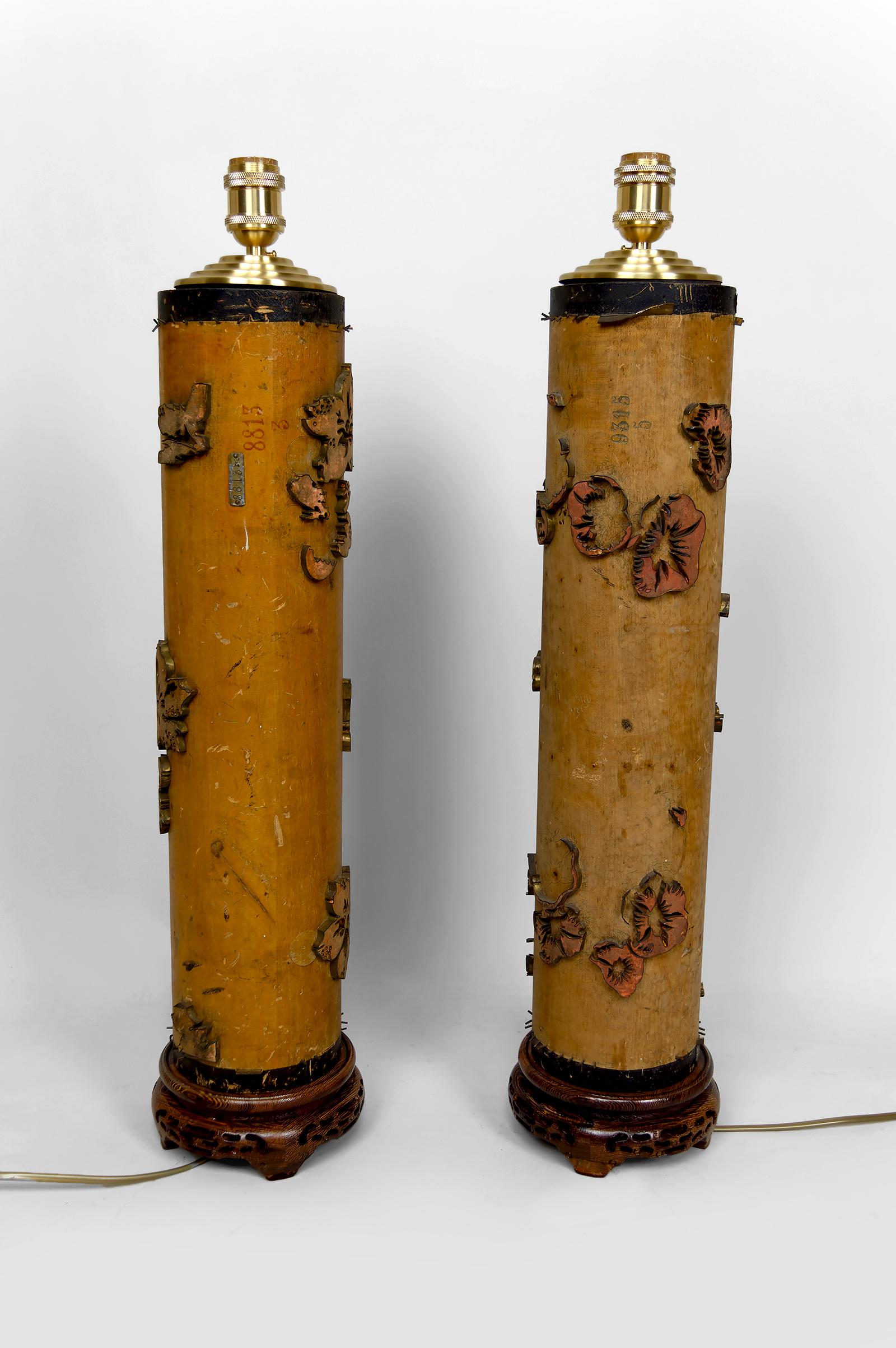 Par de Lámparas Importantes - Rodillos de Tinta Art Nouveau Industrial Vintage - Circa 1900

Un sublime y raro par de lámparas con carácter, fabricadas con rodillos de tinta de época utilizados para papel pintado o telas, que datan del periodo Art
