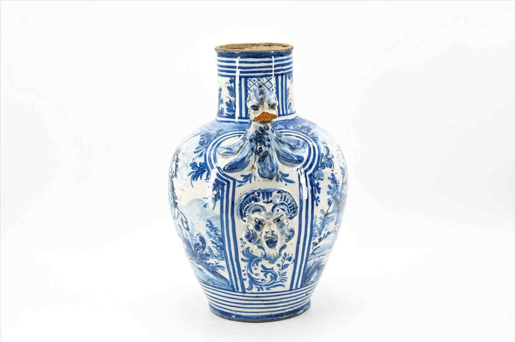 Paire de vases importants, manufacture de Savona, fin XVIIe/début XVIIIe siècle en vente 3