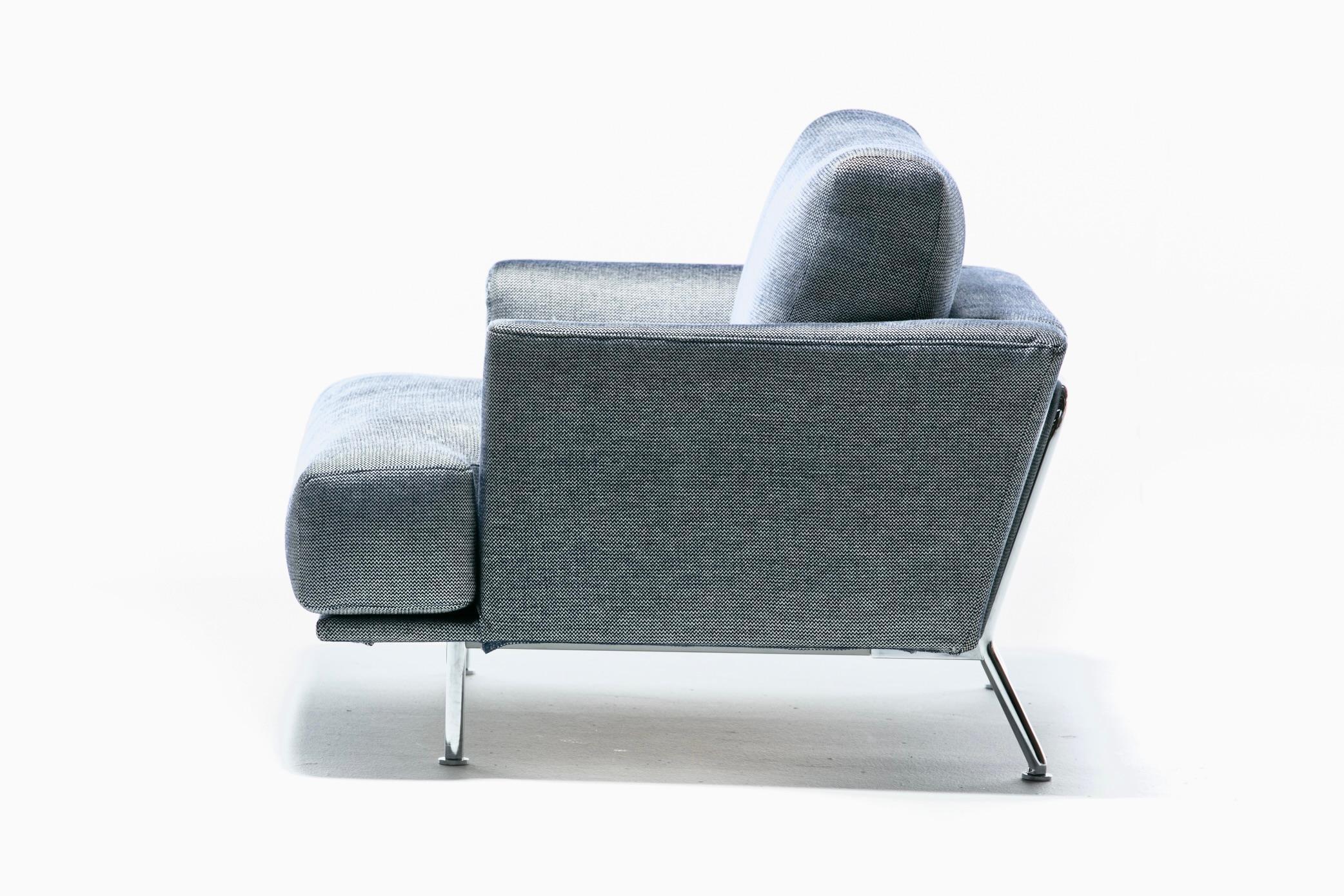 20th Century Pair of Imported Italian Modern Cassina 253 Nest Lounge Chairs by Piero Lissoni 