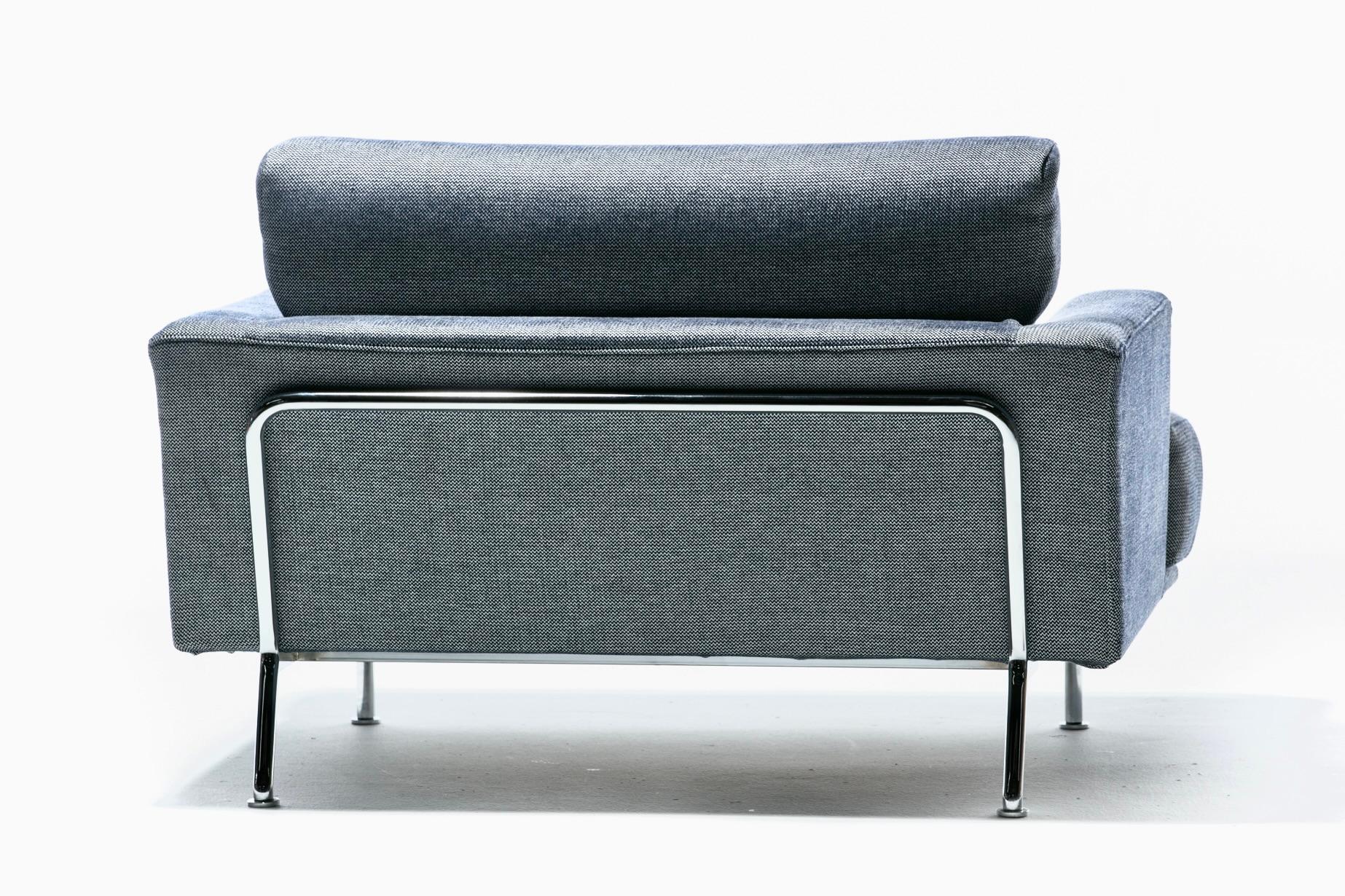 Pair of Imported Italian Modern Cassina 253 Nest Lounge Chairs by Piero Lissoni  3