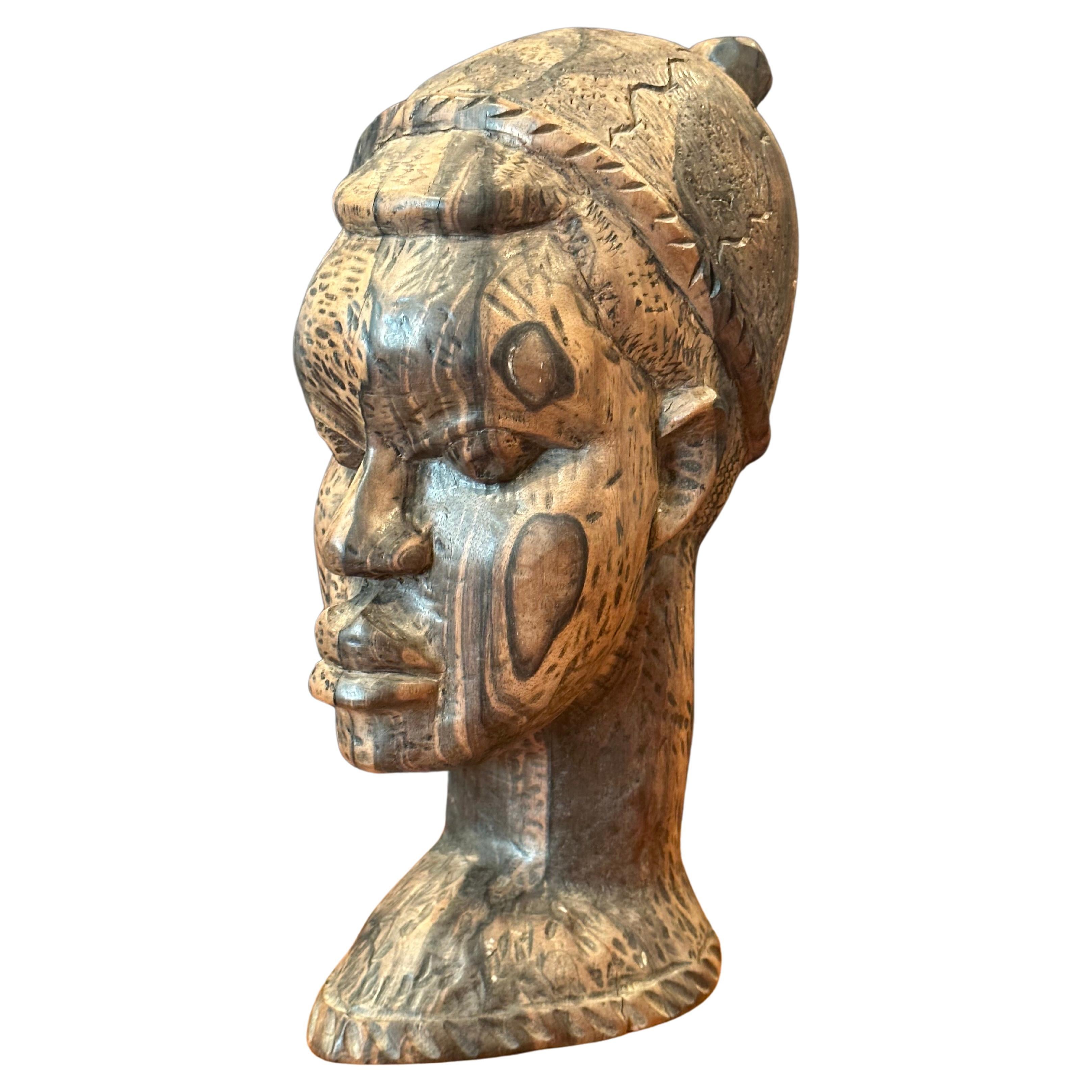 20th Century Pair of Impressive Hand-Carved Hardwood African Busts For Sale