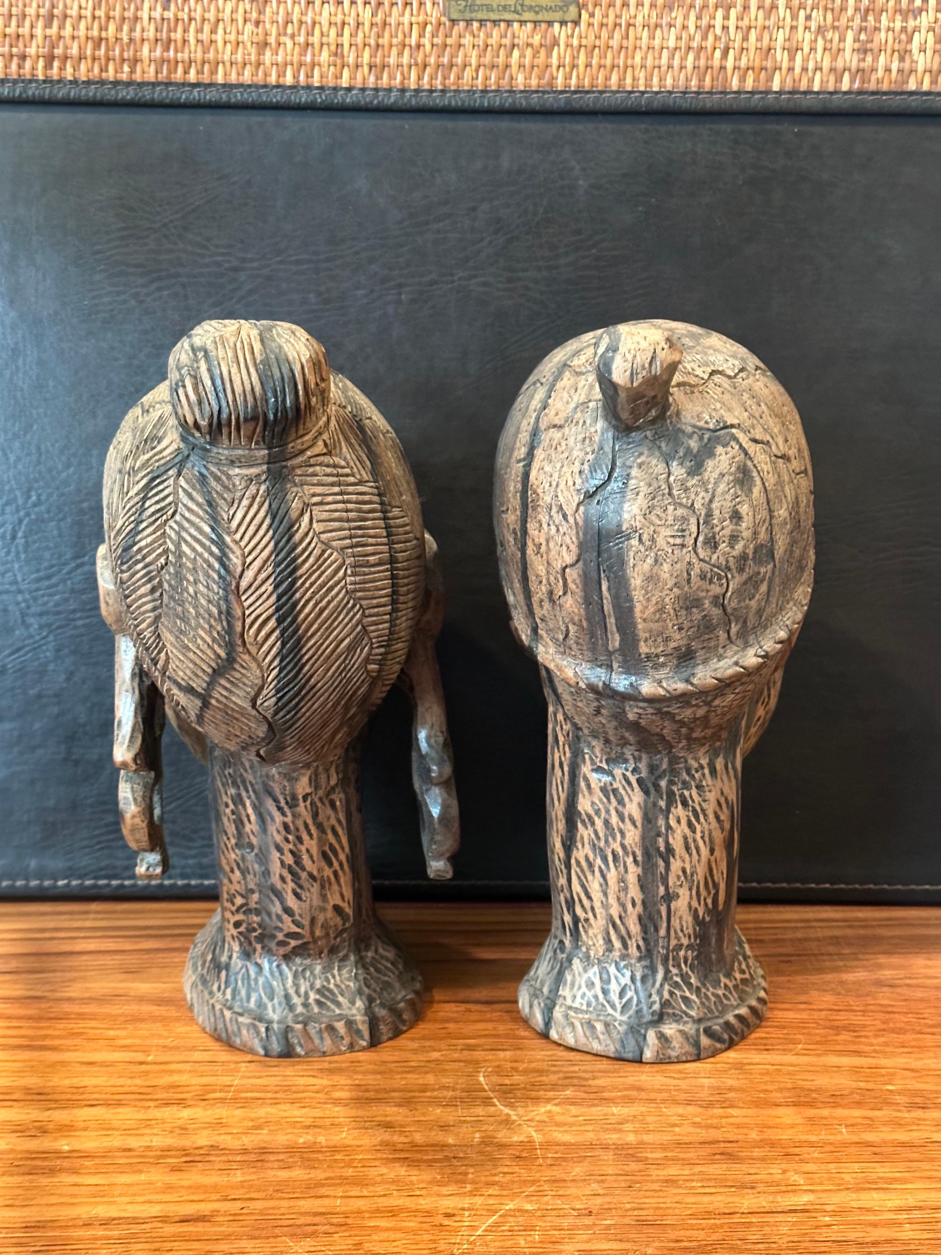 Pair of Impressive Hand-Carved Hardwood African Busts For Sale 4