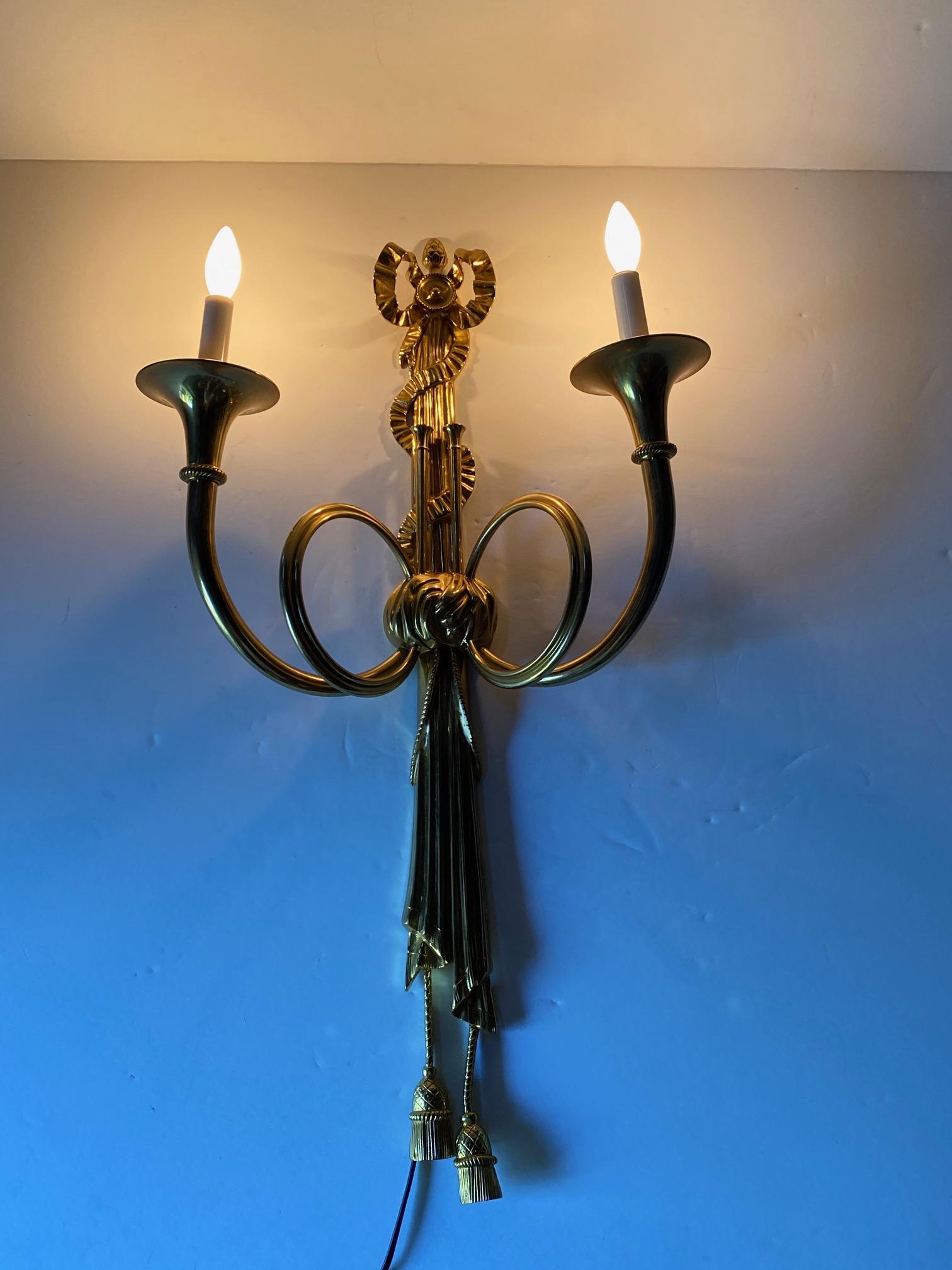Pair of Impressive Heavy Italian Cast Brass Wall Sconces In Good Condition For Sale In Hopewell, NJ