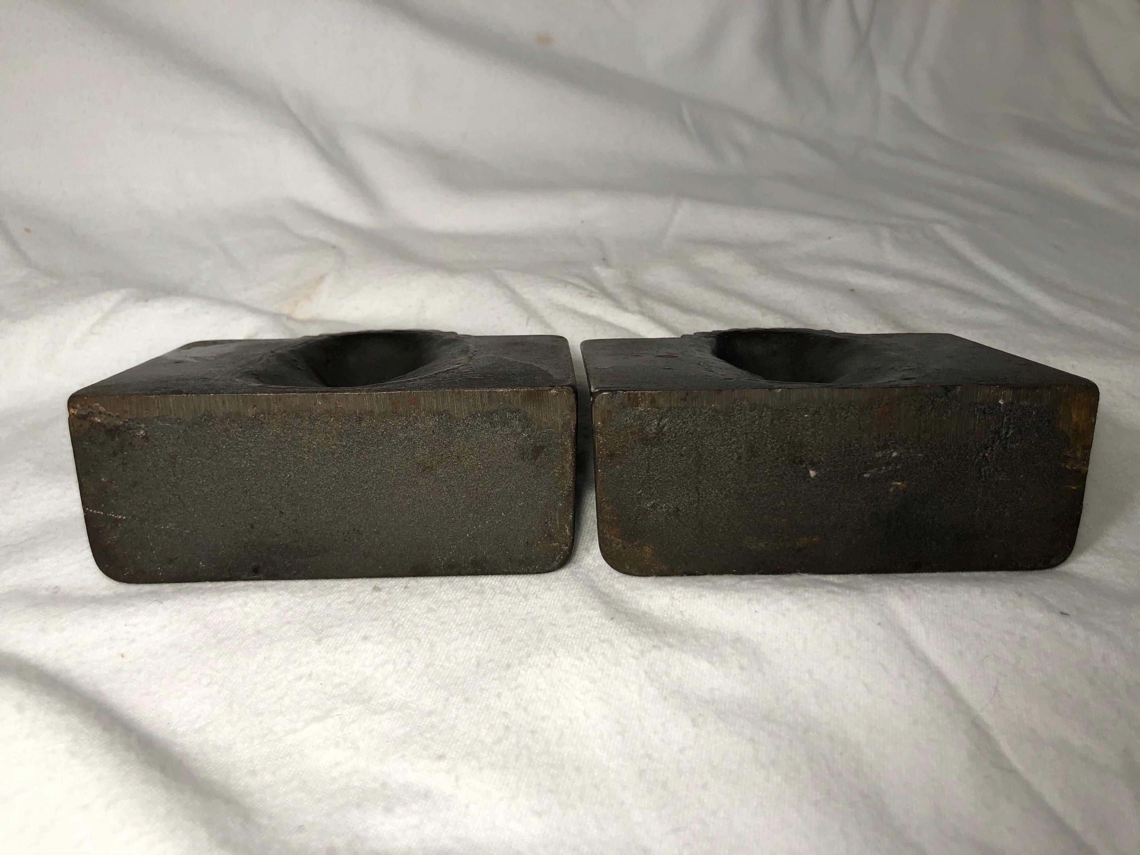 Pair of Indian Bookends 8