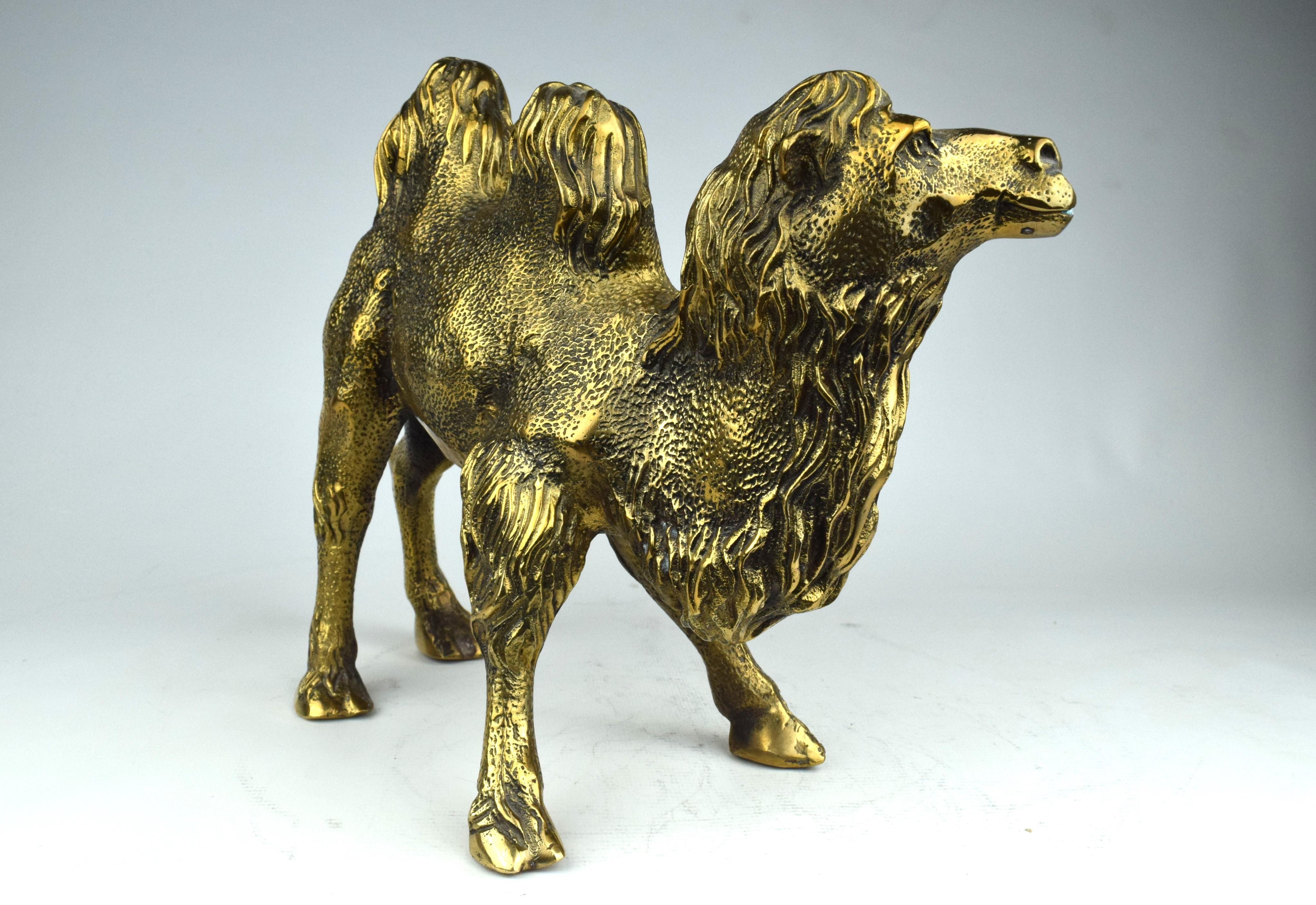 Pair of Indian Brass Engraved Camels In Good Condition For Sale In Islamabad, PK