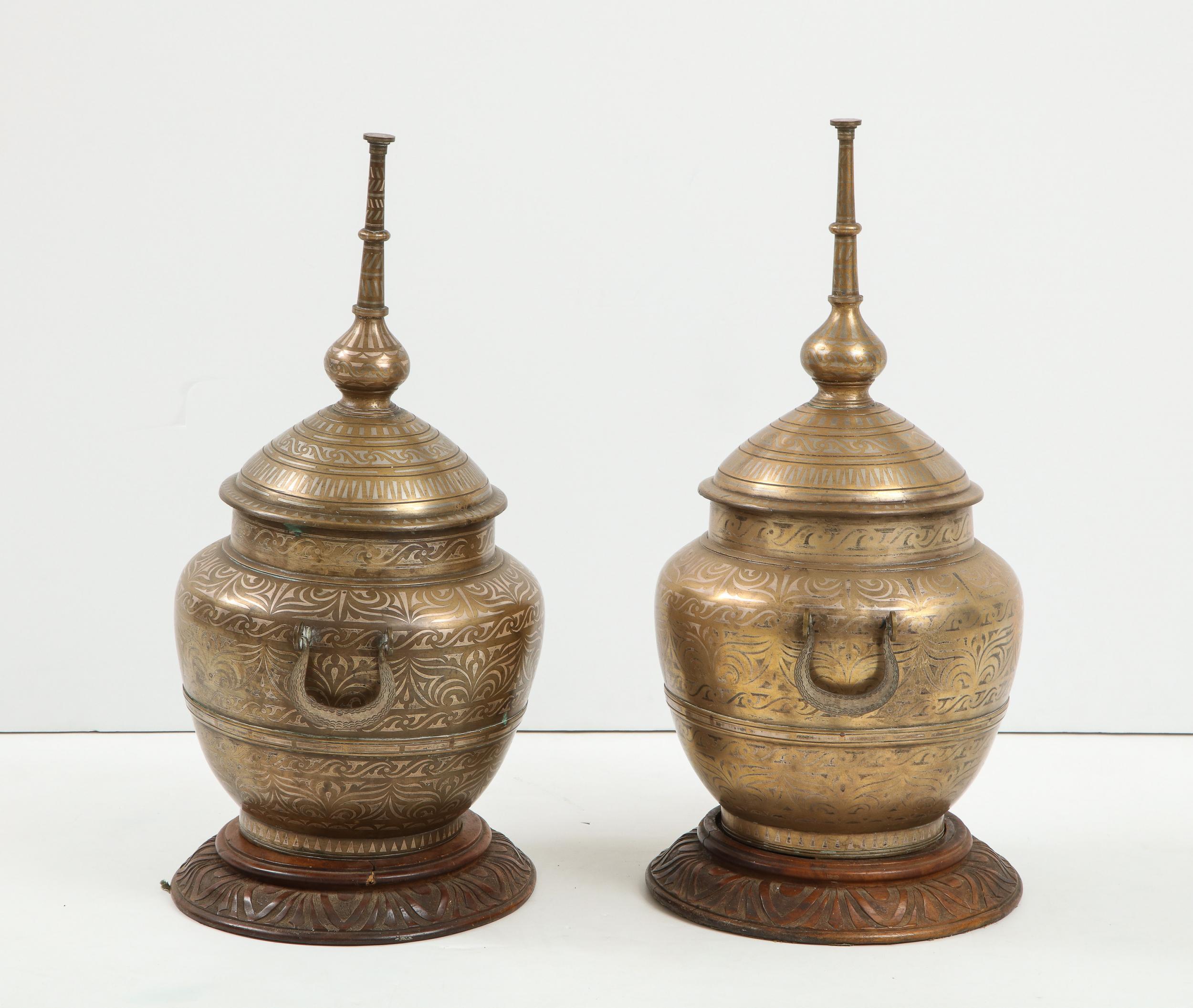 Pair of Indo-Persian Mixed Metal Jars In Good Condition In Greenwich, CT