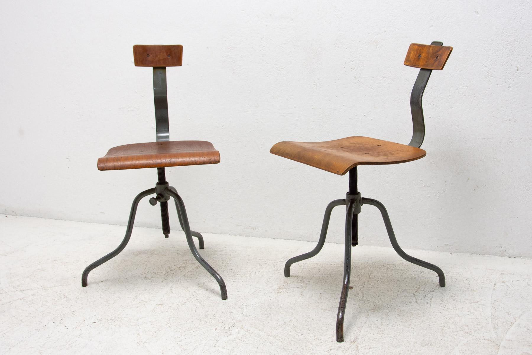 20th Century Pair of Industrial Adjustable Desk Chairs, 1960´s