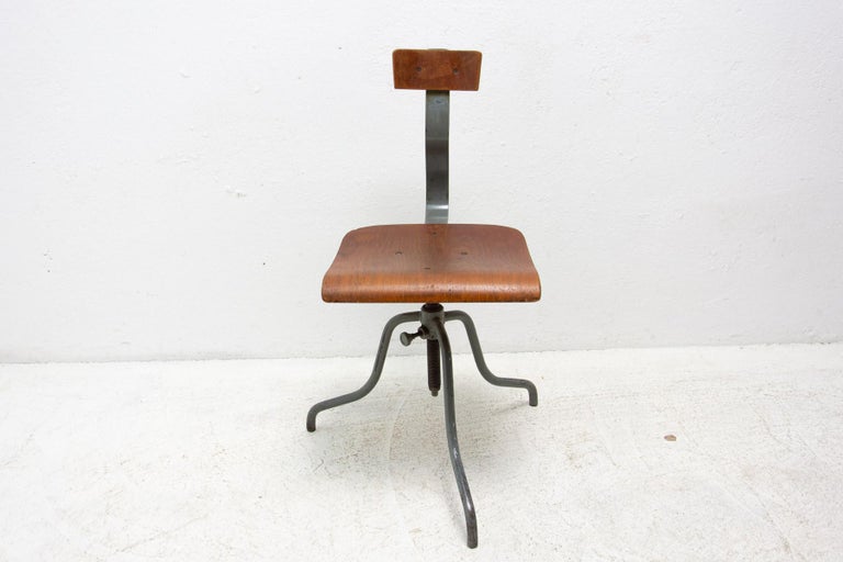 Pair of Industrial Adjustable Desk Chairs, 1960´s For Sale 3