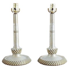 Pareja de lámparas de mesa de engranaje de la era industrial