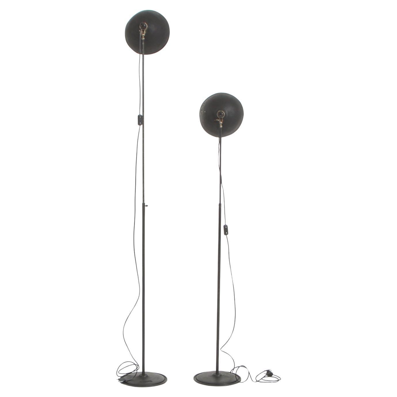 Coppia di lampade da terra industriali da Studio A di Narita in vendita