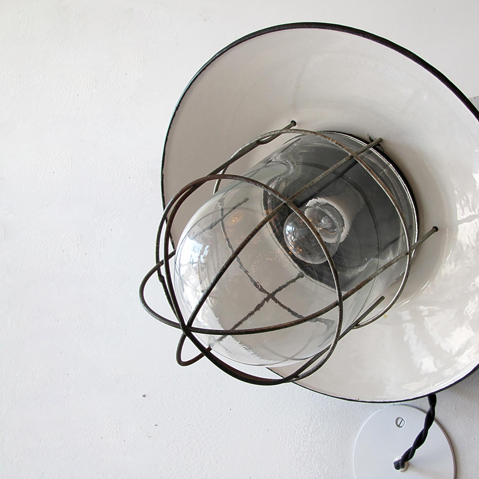 Early 20th Century Pair of Industrial Wall Lights, 1920 For Sale