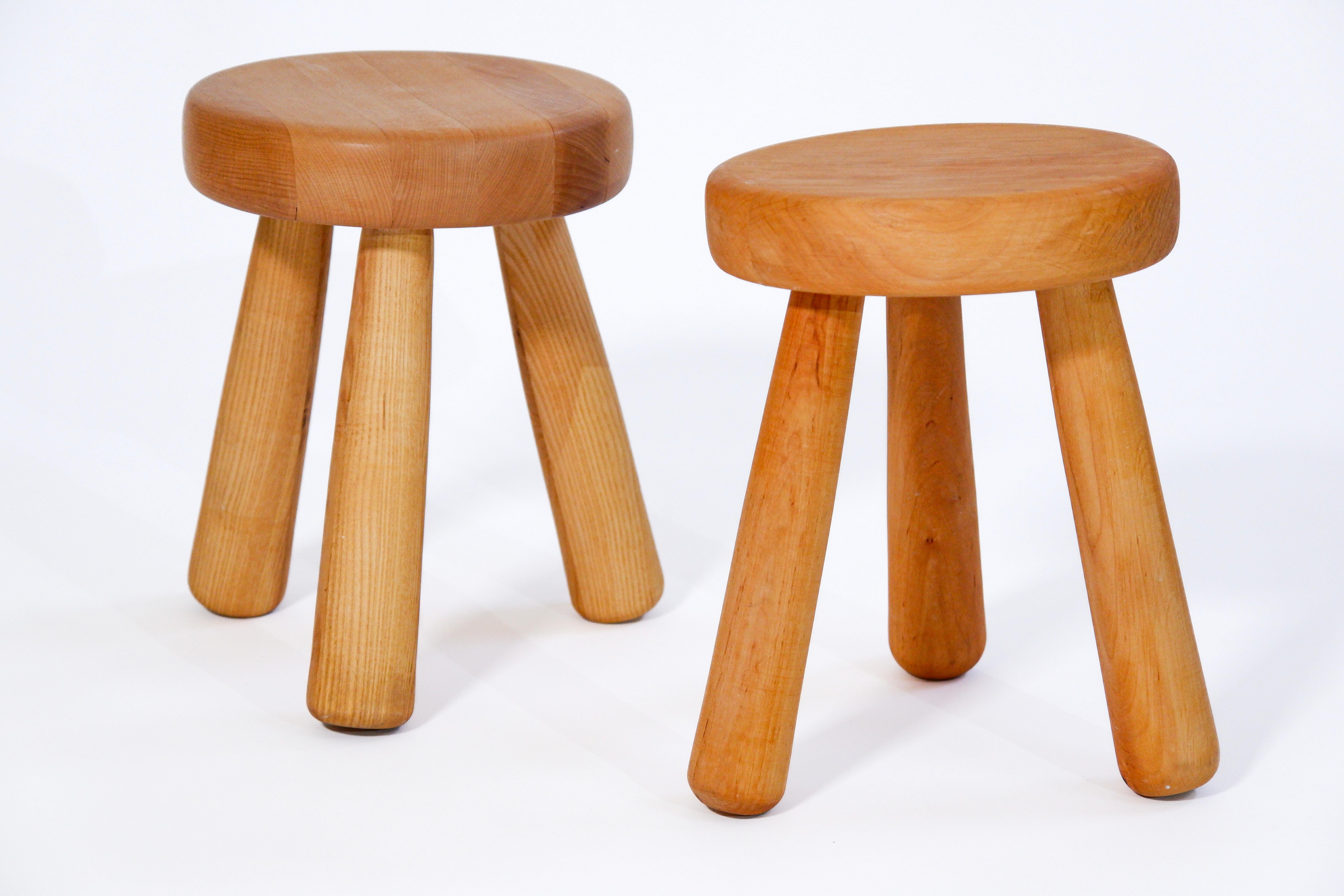 Pair of Ingvar Hildingsson stool in different size and materials. 
1. Hingvar Hildingsson stool made in birch circa 1980. Produced in Sweden, the stool is stamp and marked by the artist. Dimensions : H: 34 cm / L: 24 cm.
2. Rare mix wood Ingvar