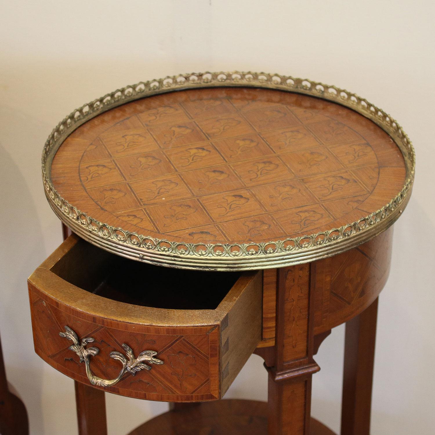 Mid-Century Modern Pair of Inlaid Bedside Tables, PBT4