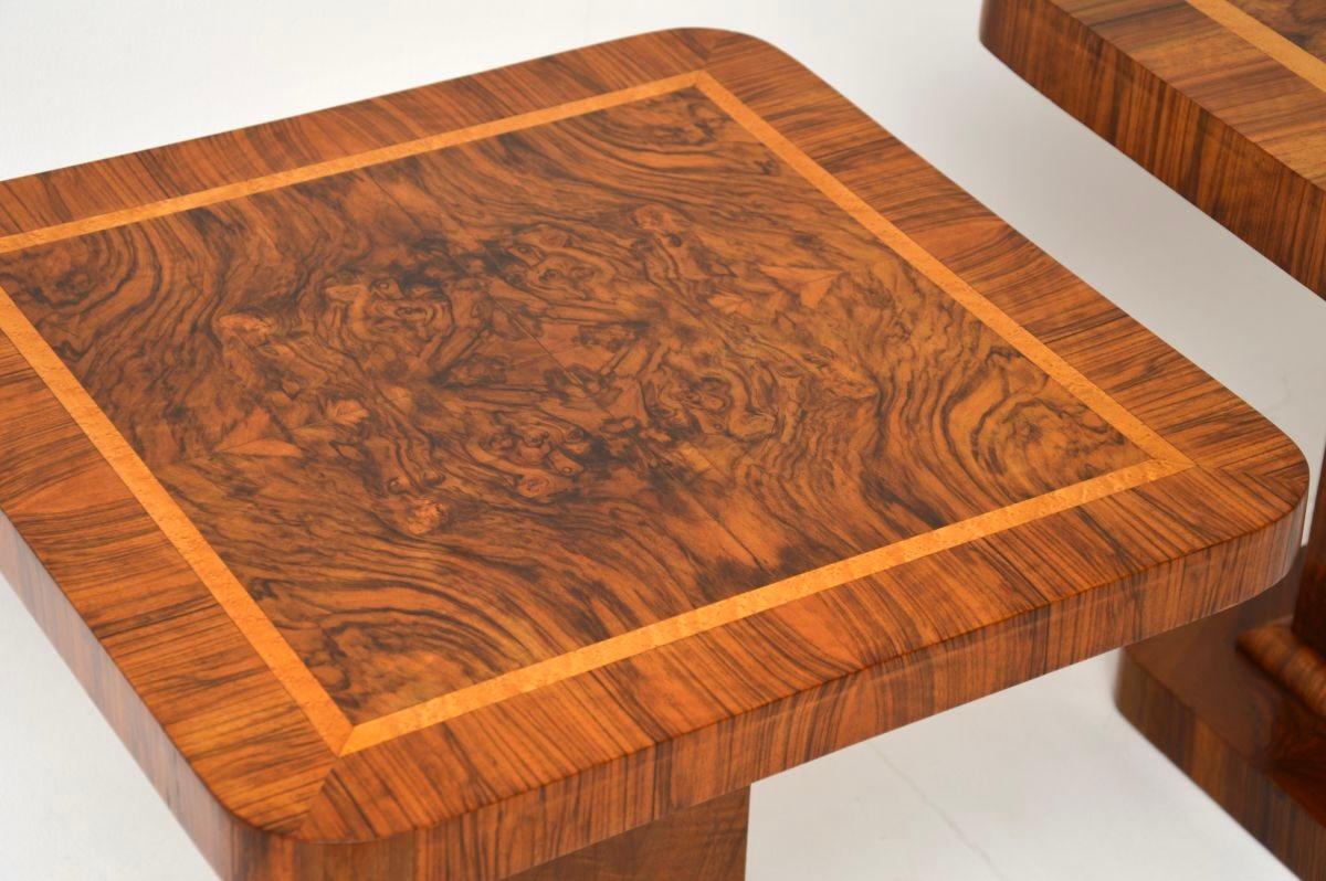 Pair of Inlaid Walnut Art Deco Side Tables (Walnuss)