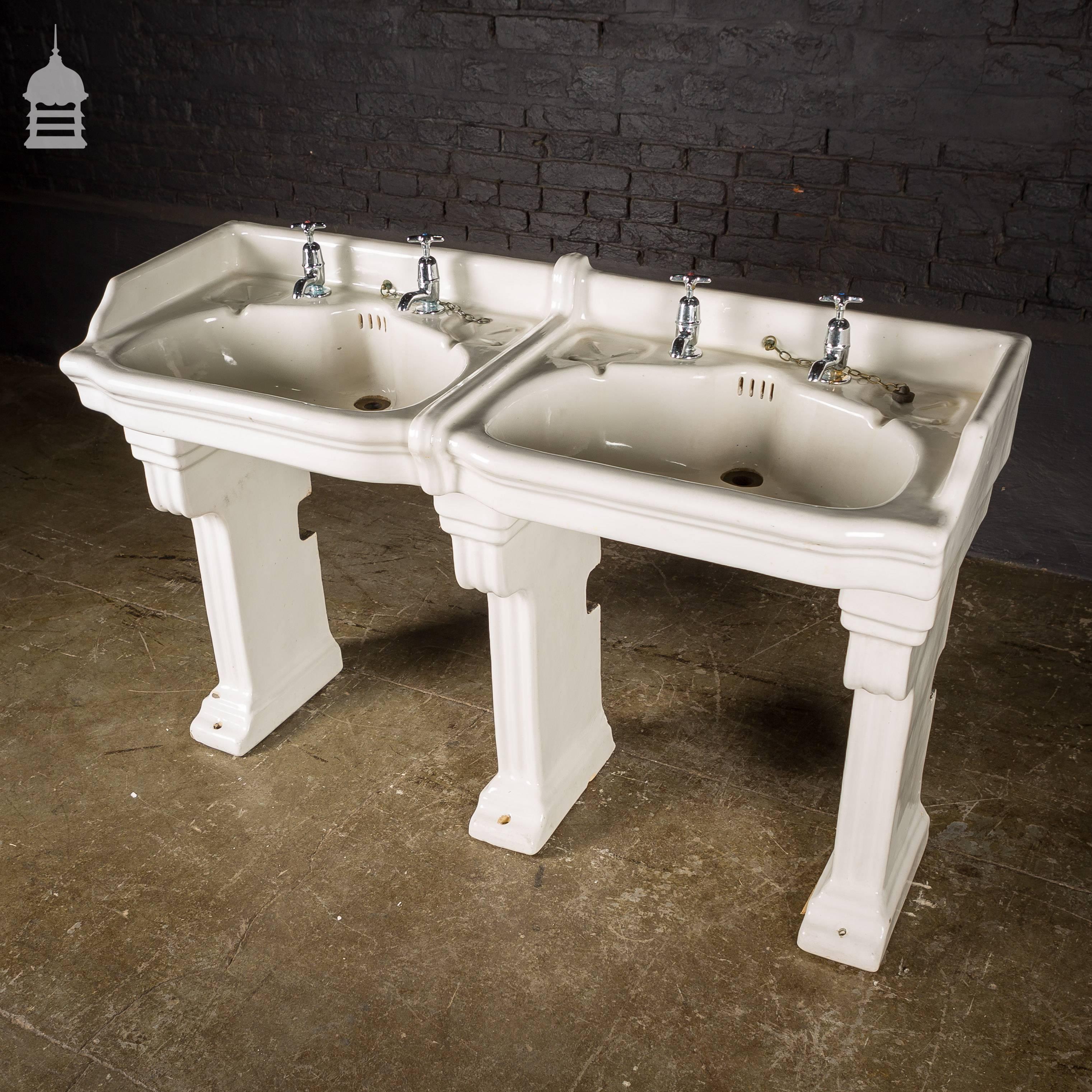 19th Century Pair of Interlocking Wash Hand Basins Double Basin on Fluted Ceramic Stands For Sale