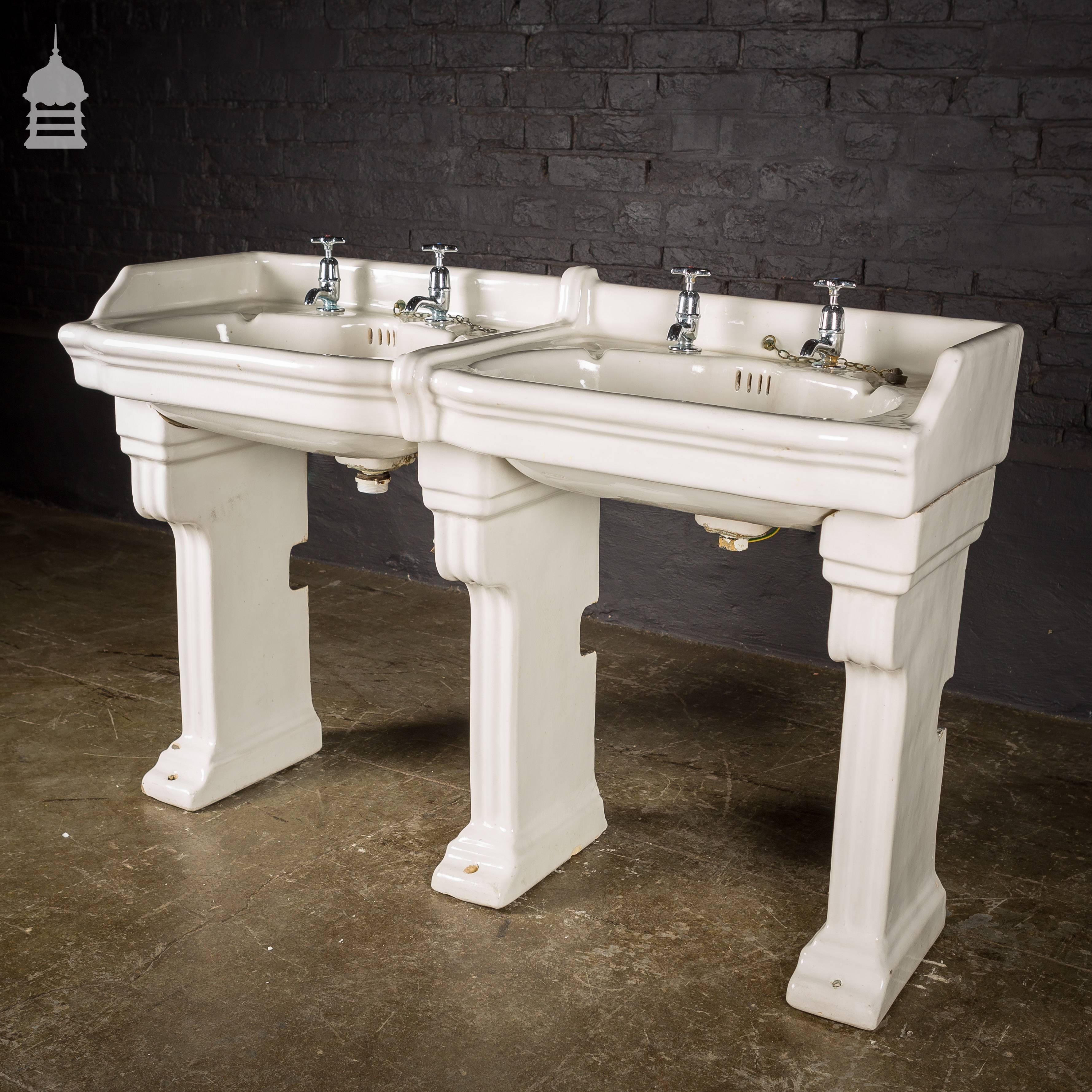 Pair of Interlocking Wash Hand Basins Double Basin on Fluted Ceramic Stands For Sale 1