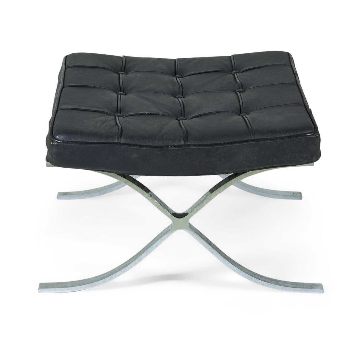 Pair of International Style Black Tufted Leather and Chrome Benches For Sale 2