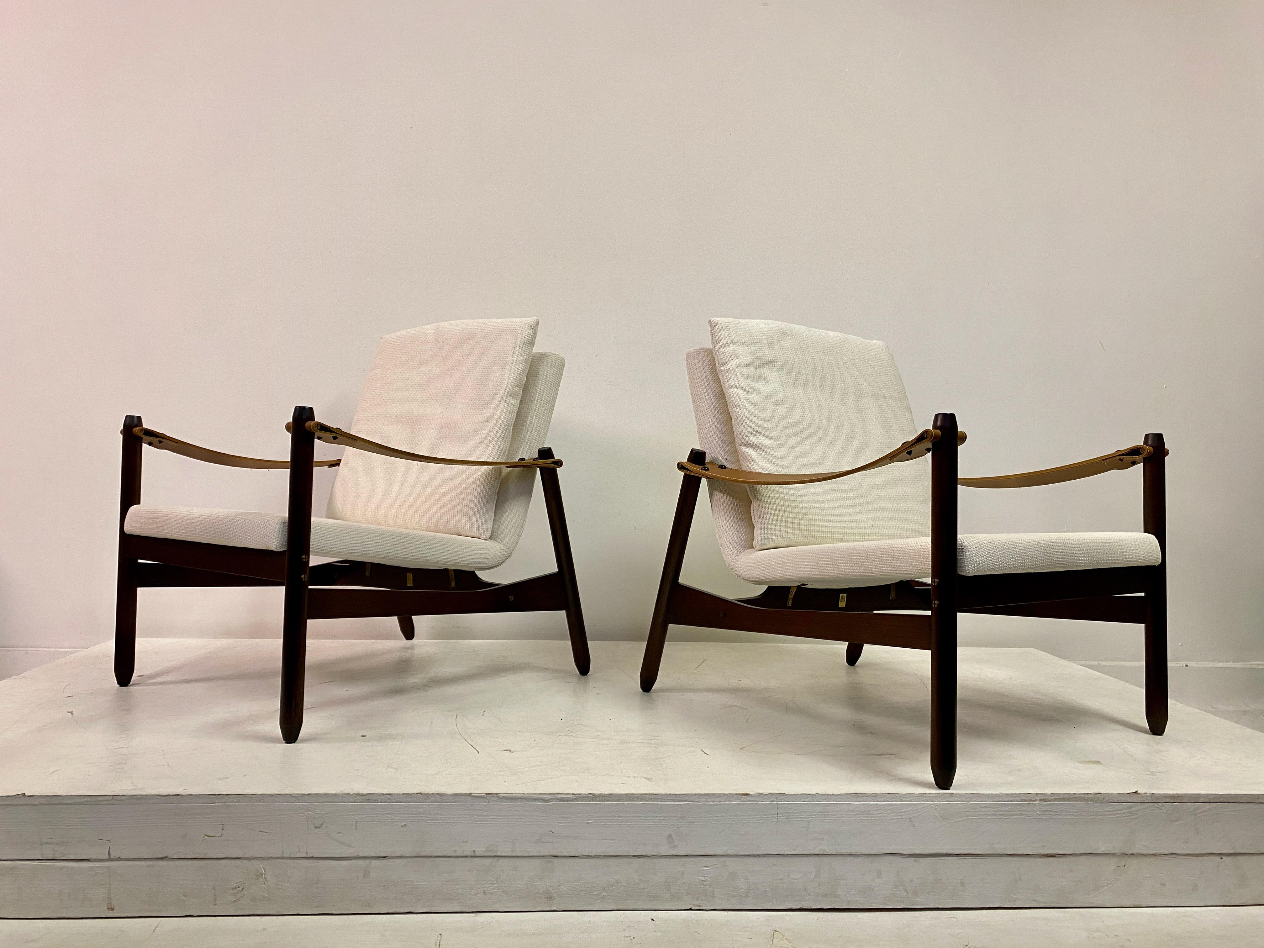 Pair Of Ipanema Armchairs By Jorge Zalszupin 11