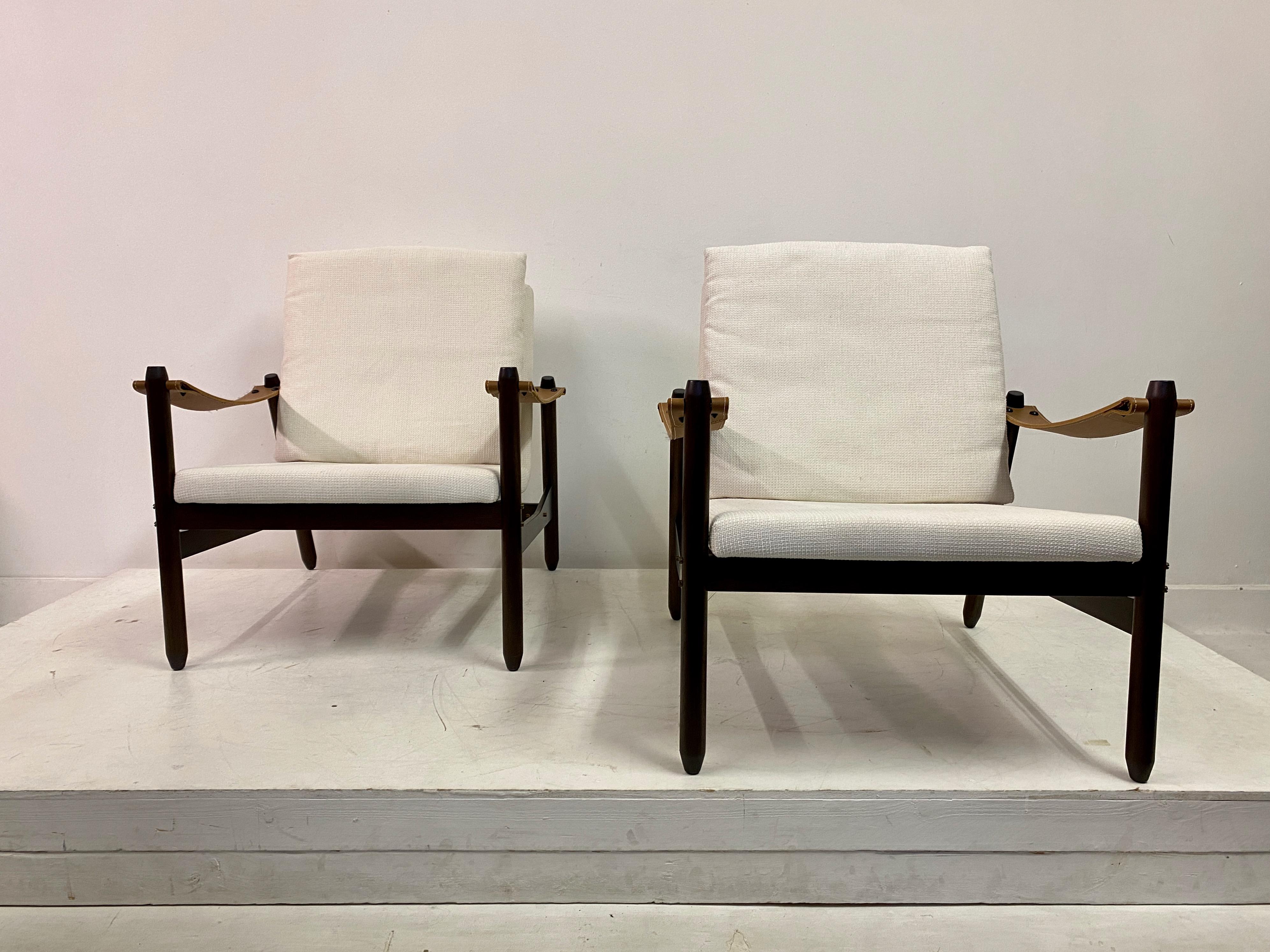 Pair Of Ipanema Armchairs By Jorge Zalszupin 12
