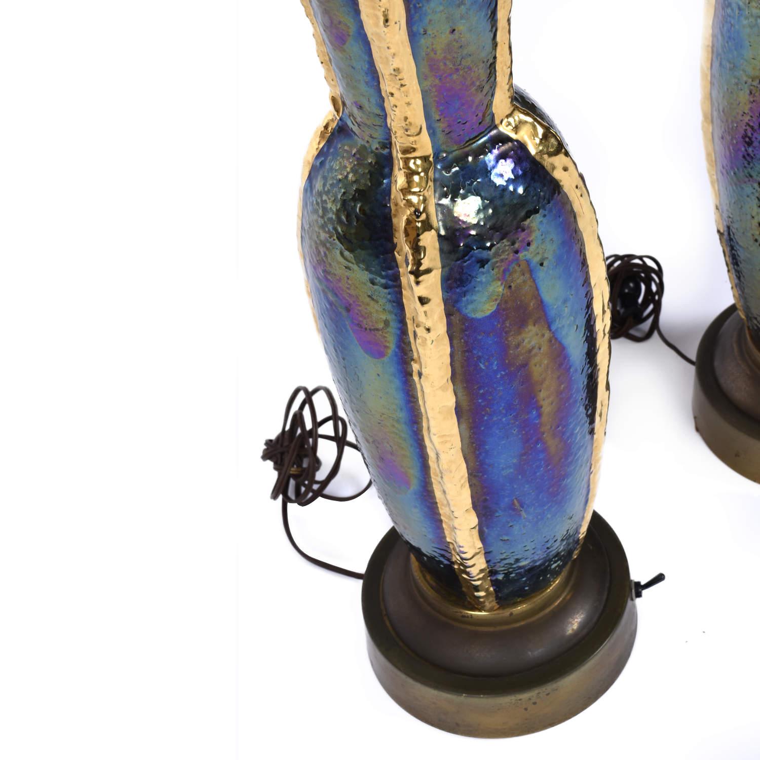 Pair of Iridescent Blue and Gold Mid-Century Modern Urn Shaped Ceramic Lamps For Sale 4