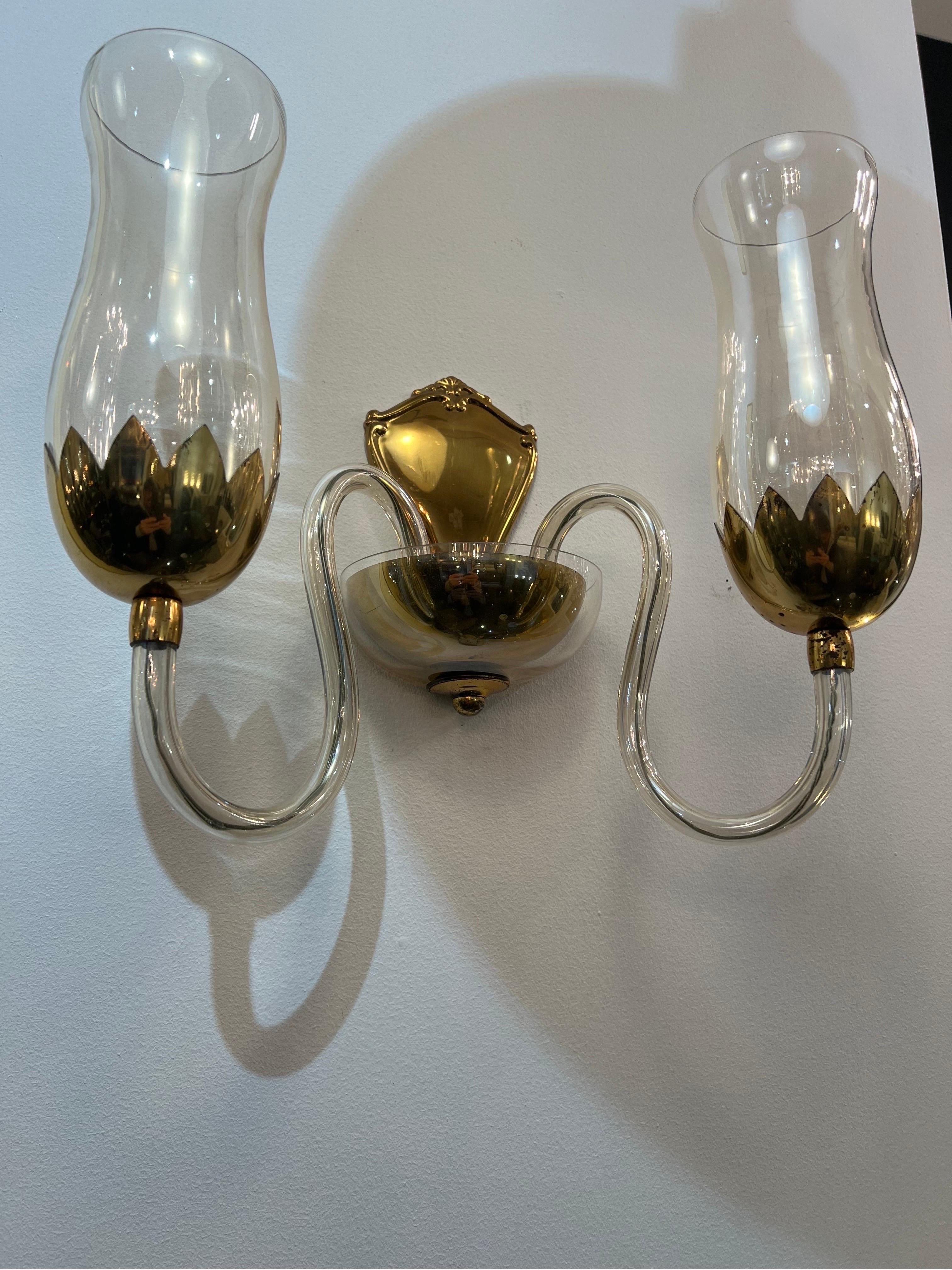 Pair of Iridescent Murano Glass and Brass Wall Sconces In Good Condition In London, GB