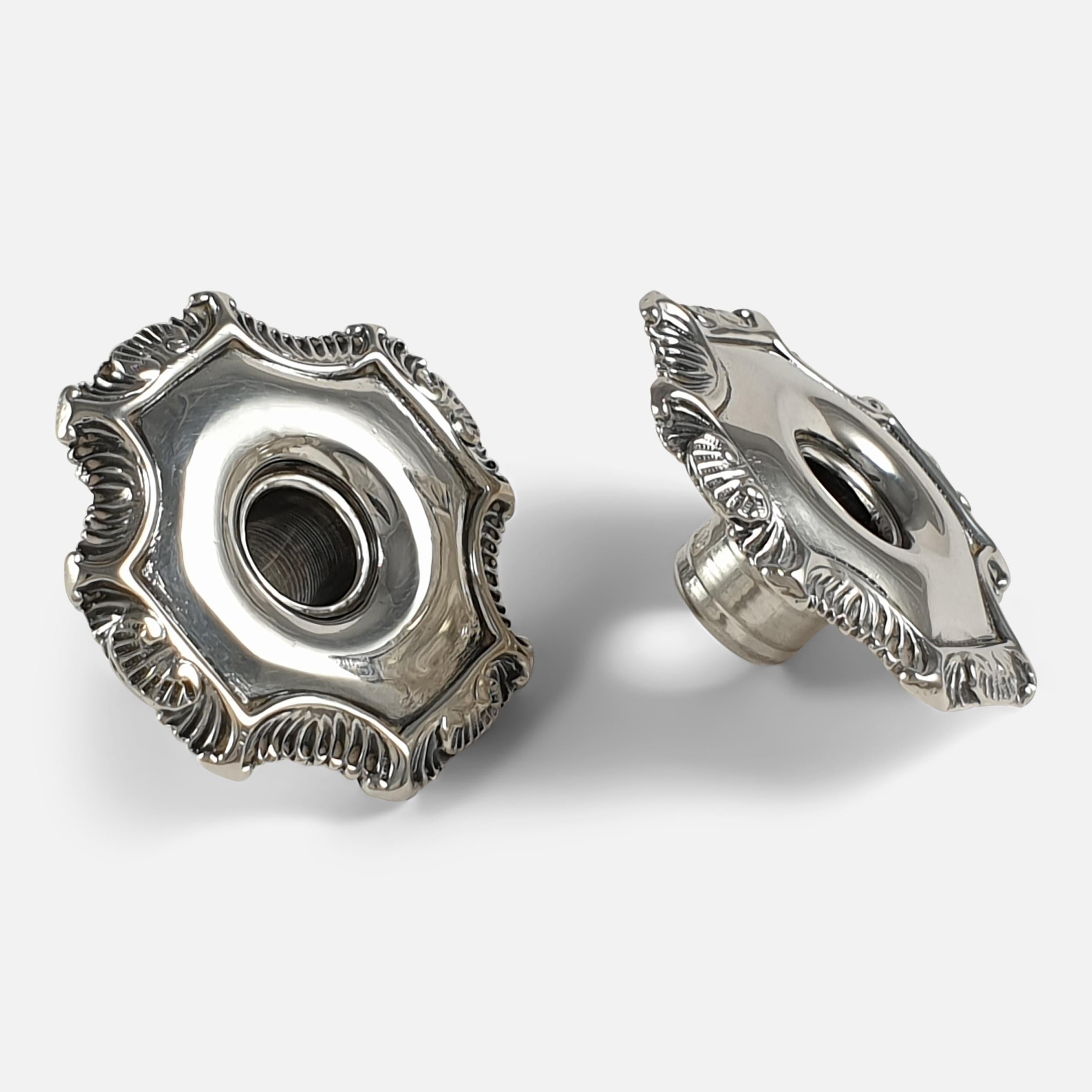 Pareja de candelabros irlandeses de plata de ley, 1969 en venta 11