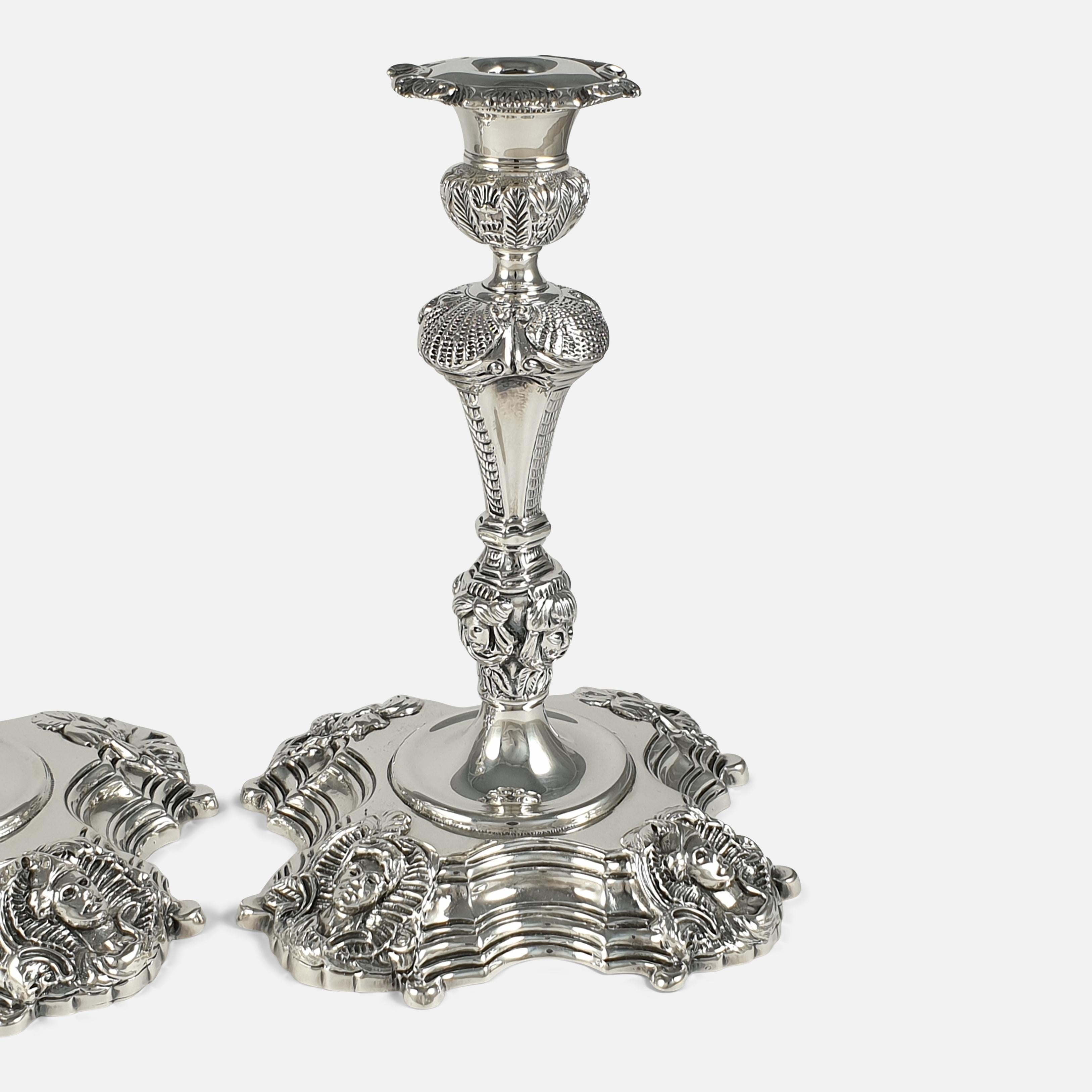 Pair of Irish Sterling Silver Candlesticks, 1969 In Good Condition For Sale In Glasgow, GB