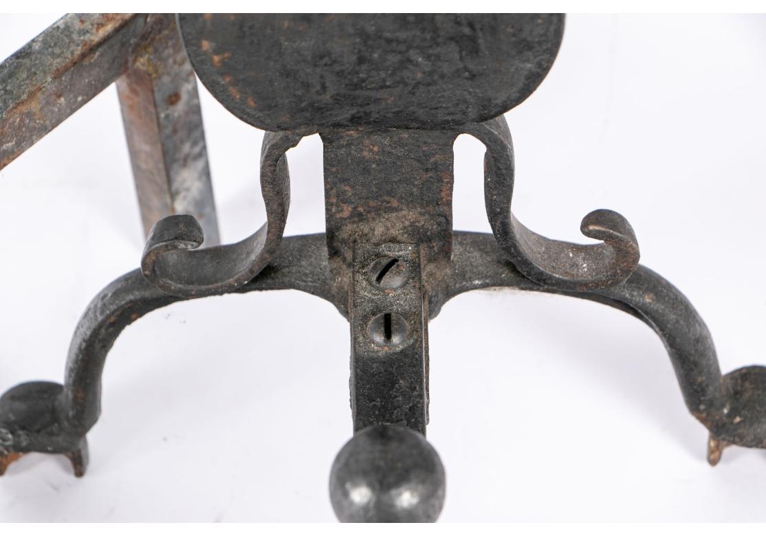Coppia di androni in ferro e ottone in vendita 1