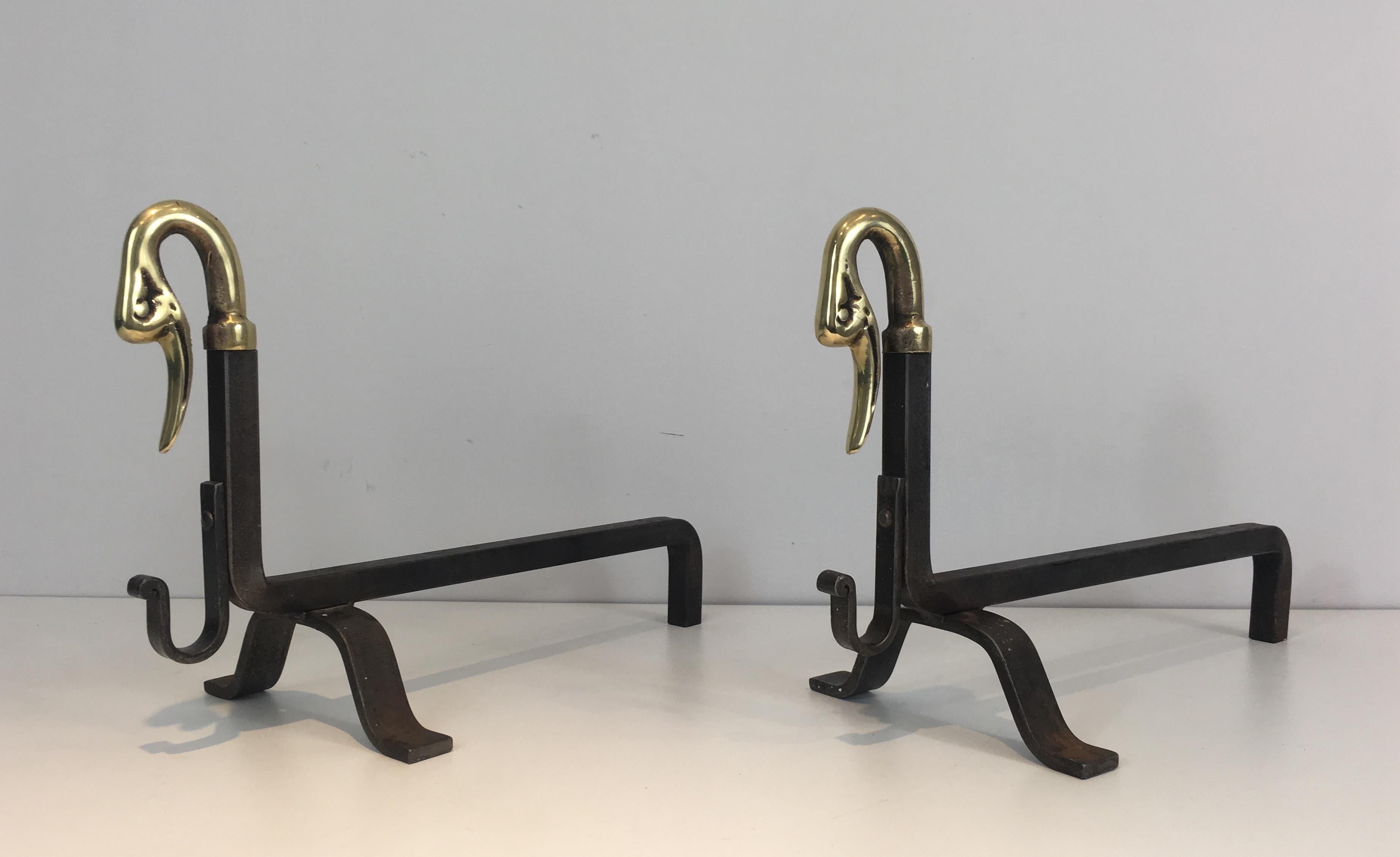 Pair of Iron and Bronze Andirons with Duck Heads, French, circa 1940 In Good Condition For Sale In Marcq-en-Barœul, Hauts-de-France