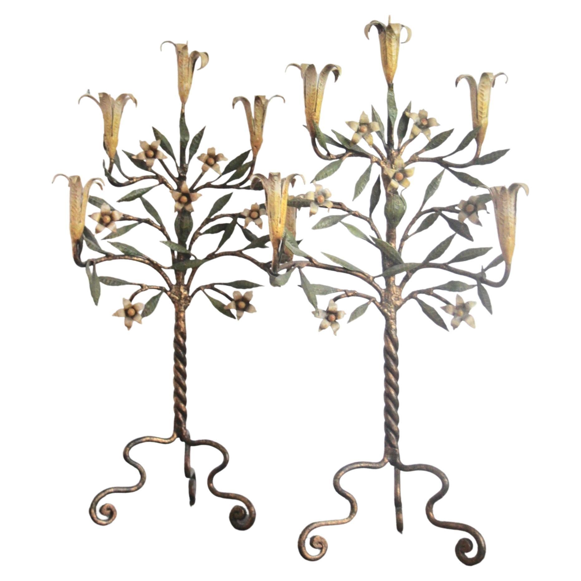 Pair of Iron Candlestick For Sale at 1stDibs