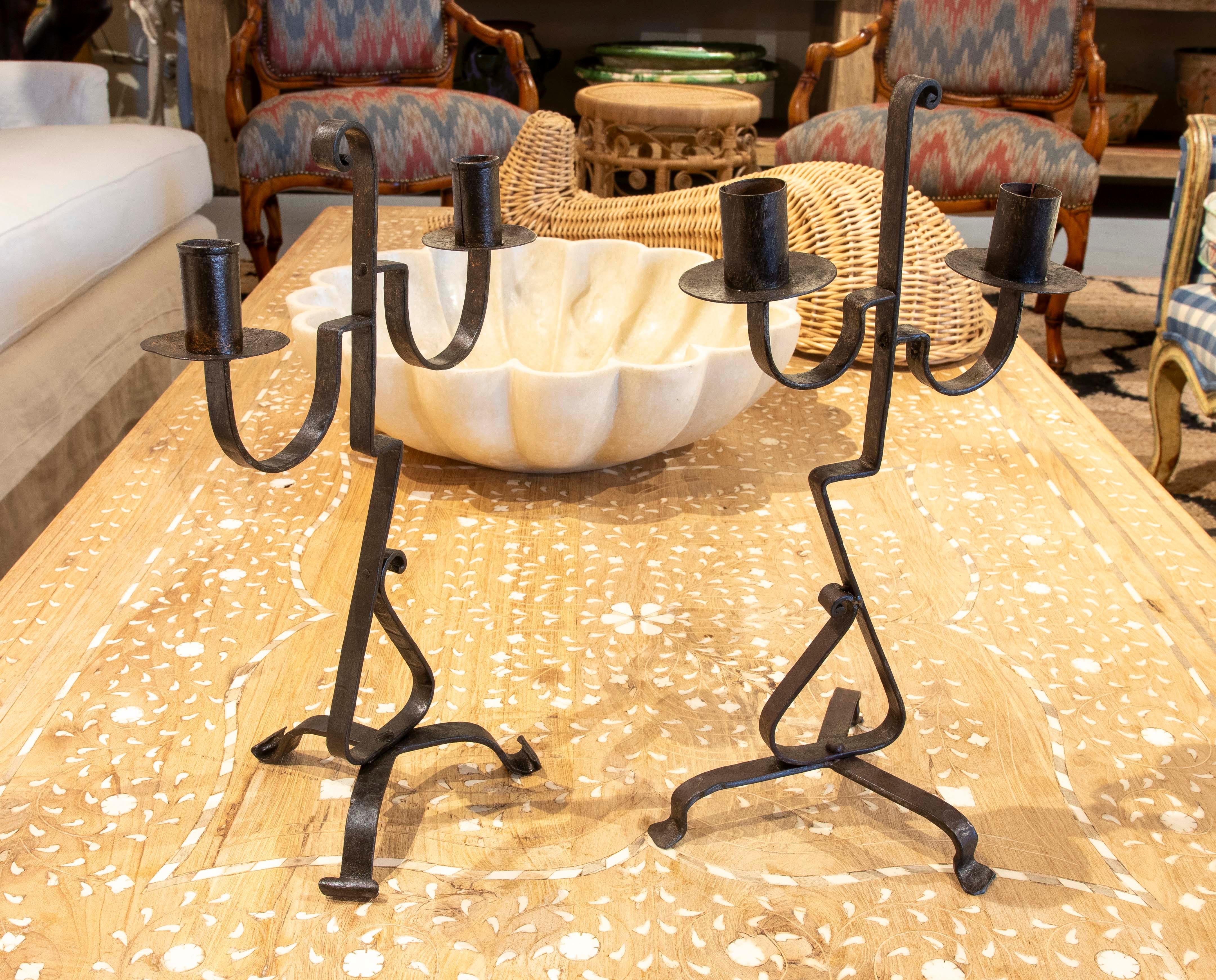 Pair of Iron Candlesticks  In Good Condition For Sale In Marbella, ES